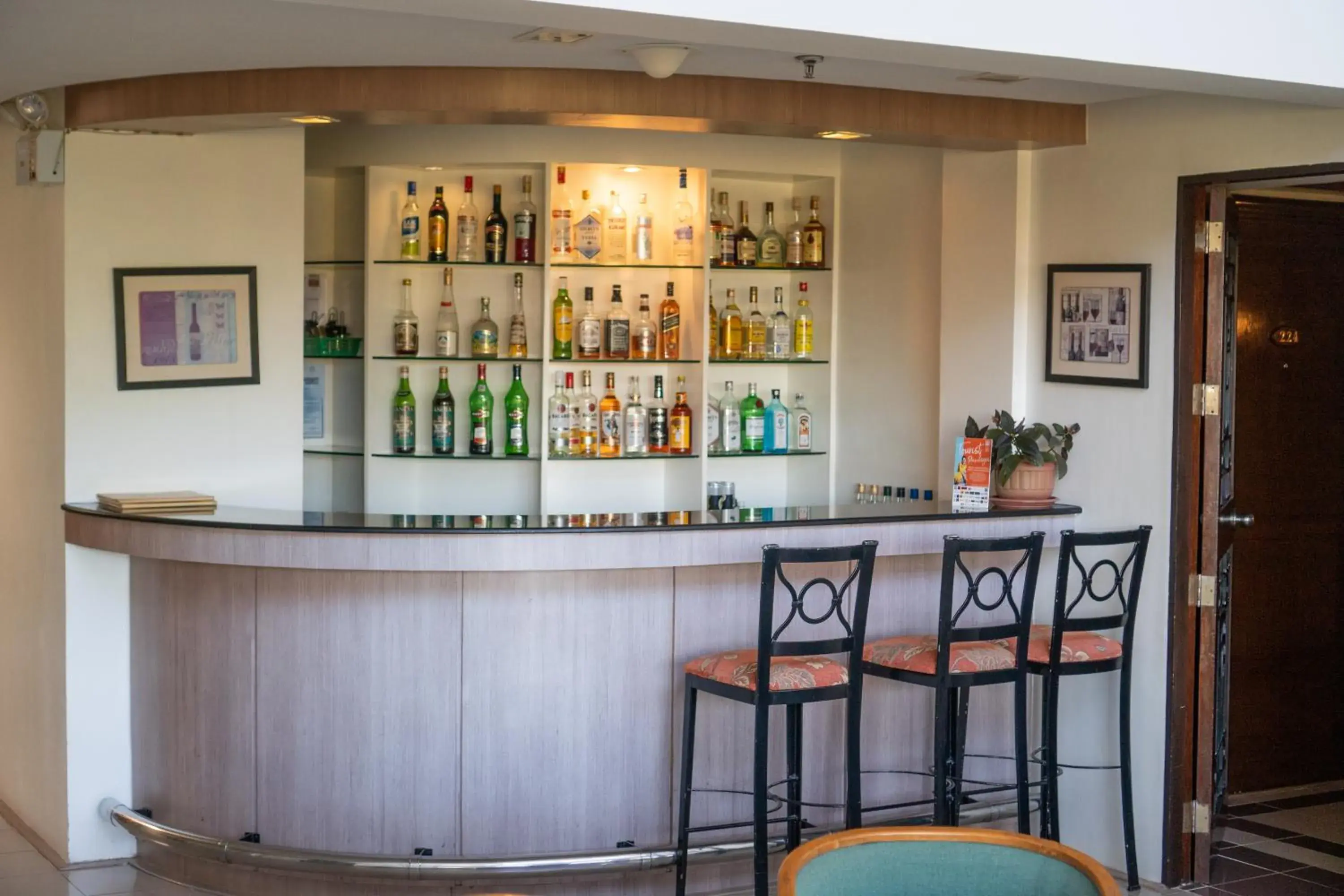 Lounge or bar in Hotel Fleuris Lounge or bar in Hotel Fleuris