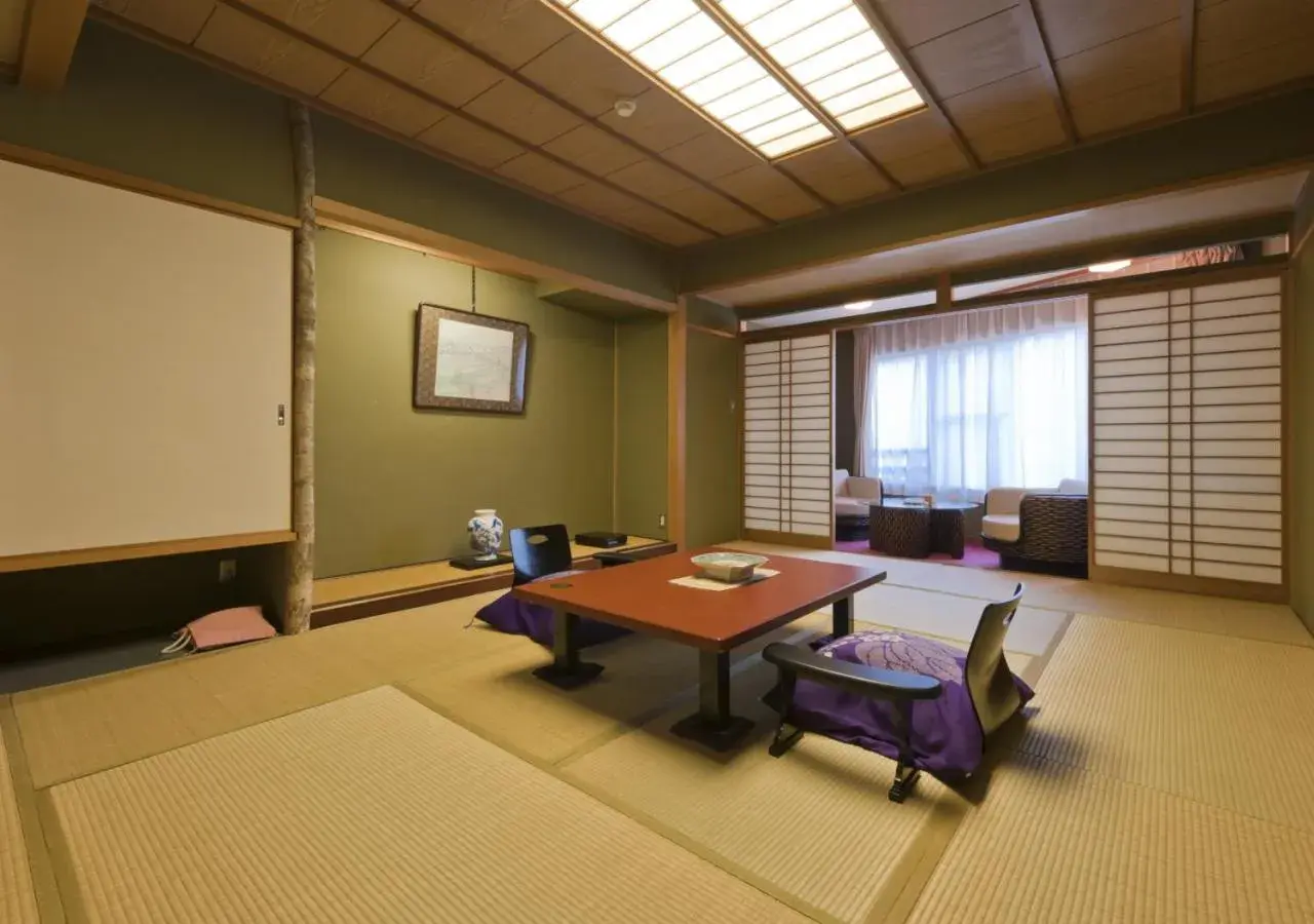 Photo of the whole room in Hotel Kan-ichi Photo of the whole room in Hotel Kan-ichi