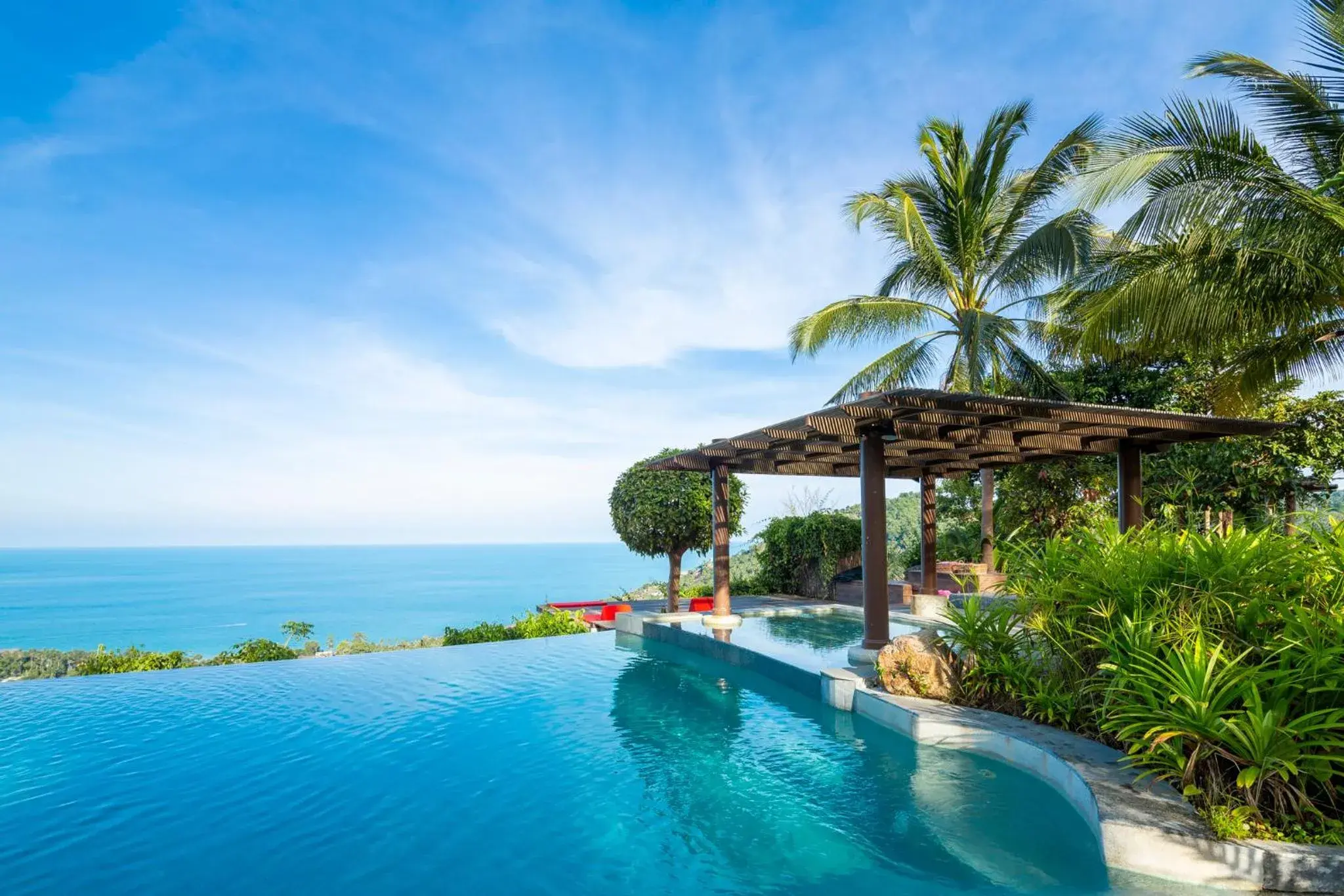 Swimming pool in The Jungle Club - SHA Extra Plus Swimming pool in The Jungle Club - SHA Extra Plus