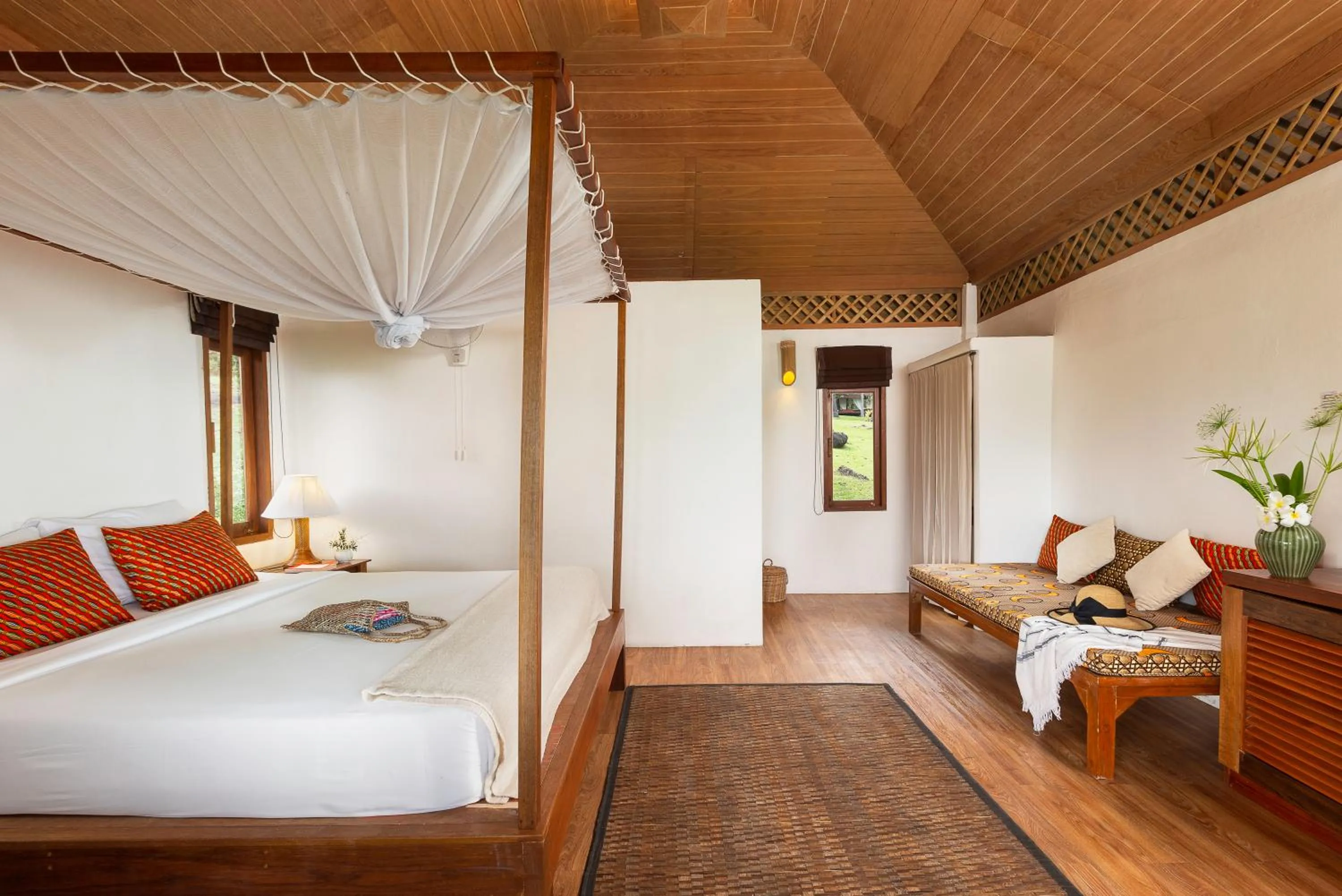 Photo of the whole room, Bed in The Jungle Club - SHA Extra Plus