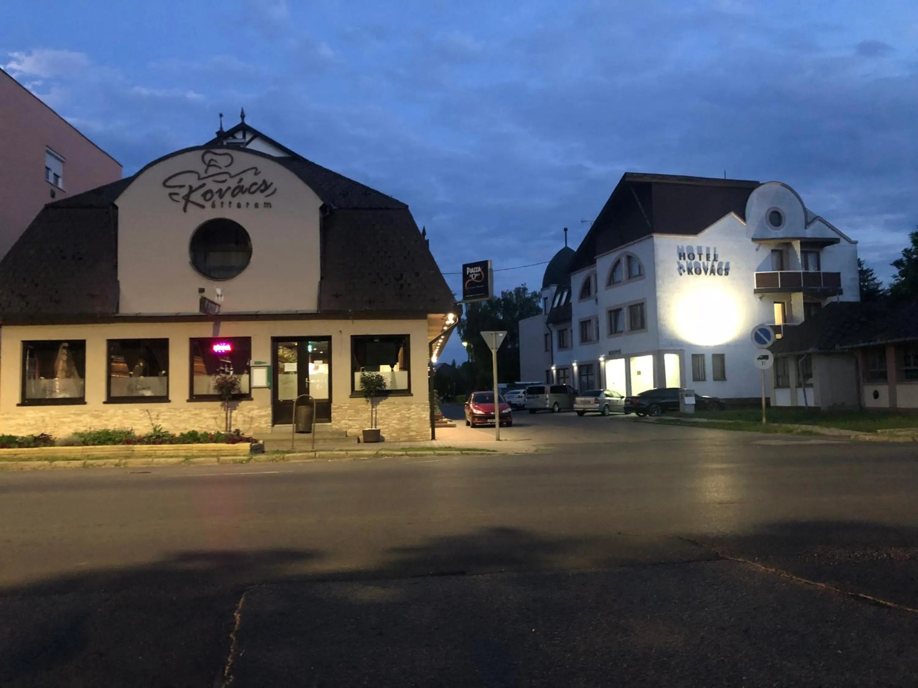 Property building in Kovács Hotel Superior