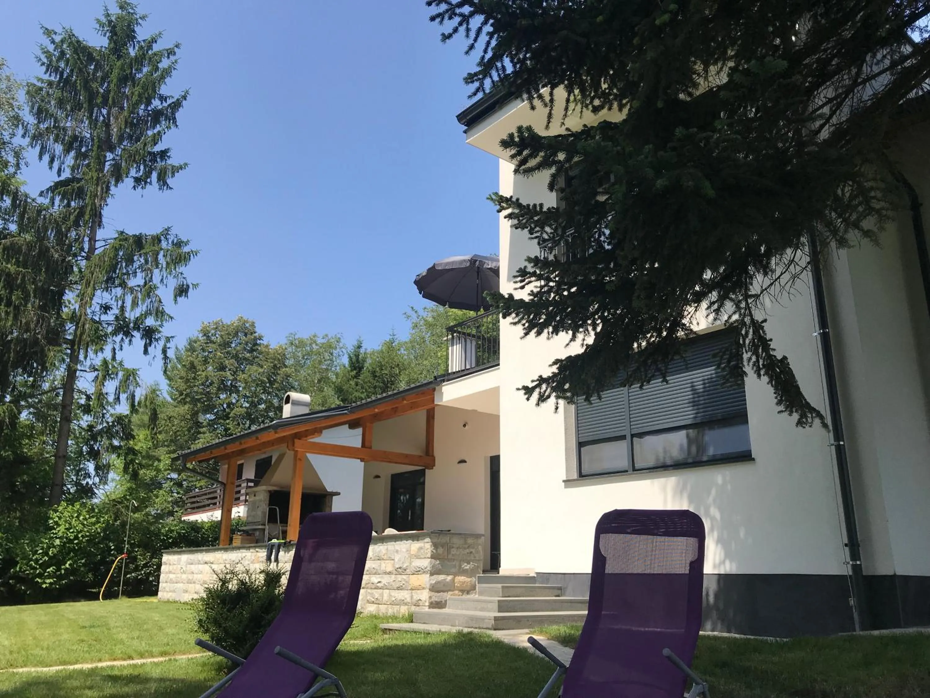 Property building in Pampas apartments Mrežnica
