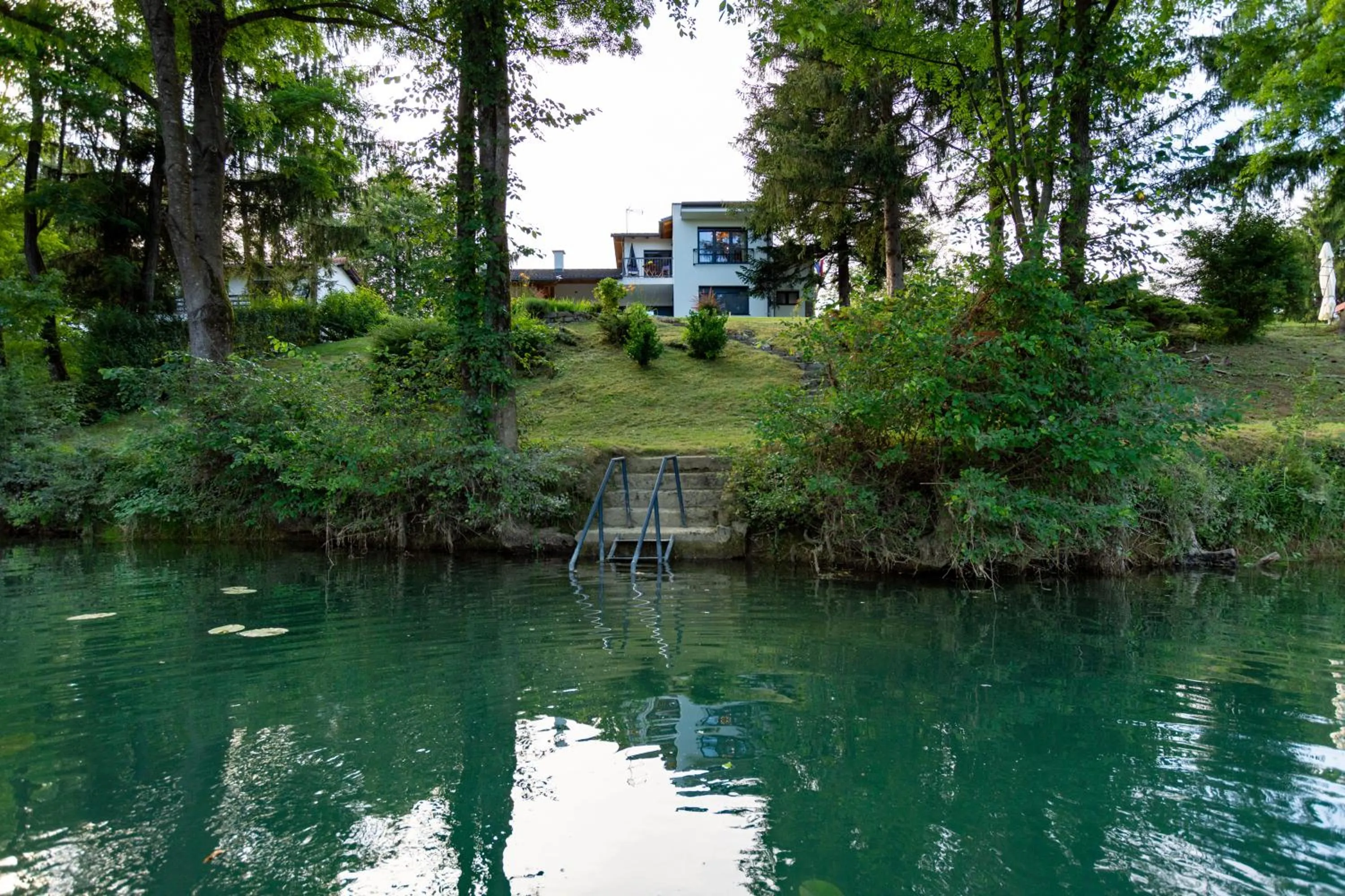 Natural landscape in Pampas apartments Mrežnica