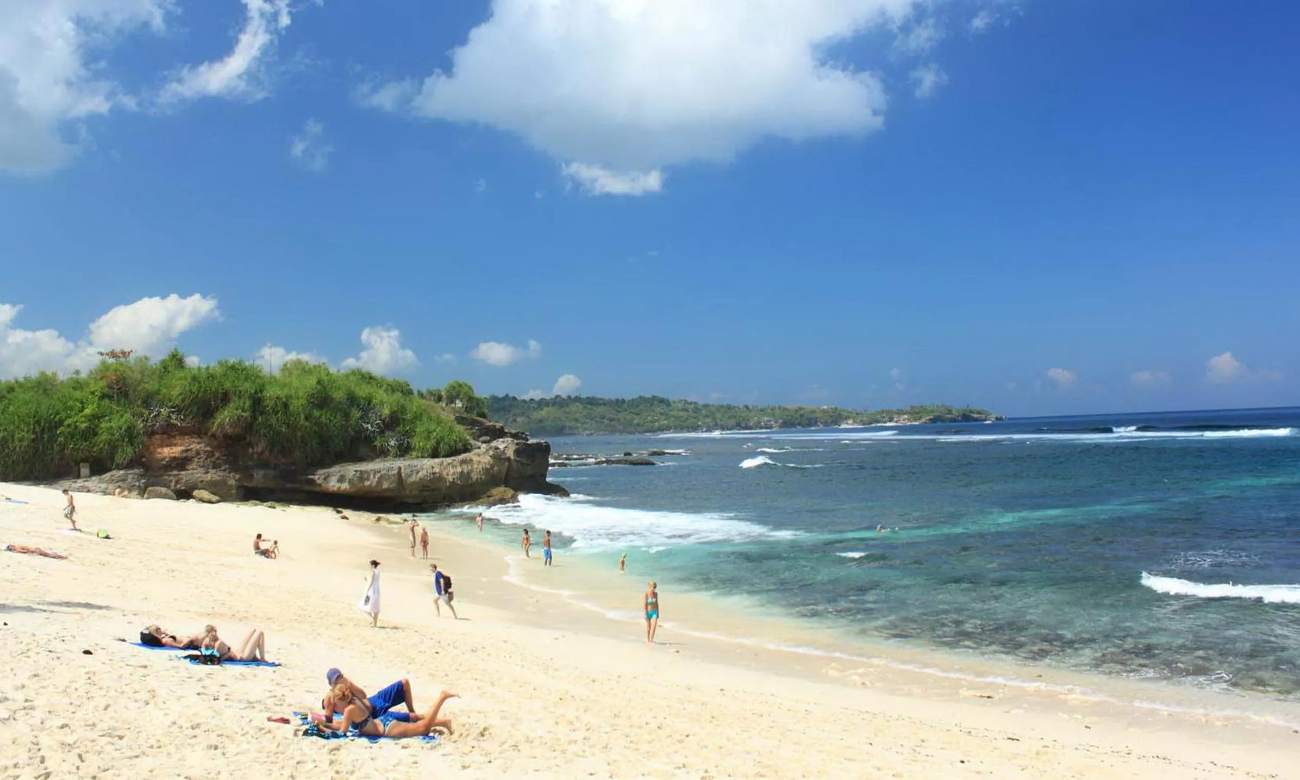 Beach in Dream Beach Hostel Lembongan