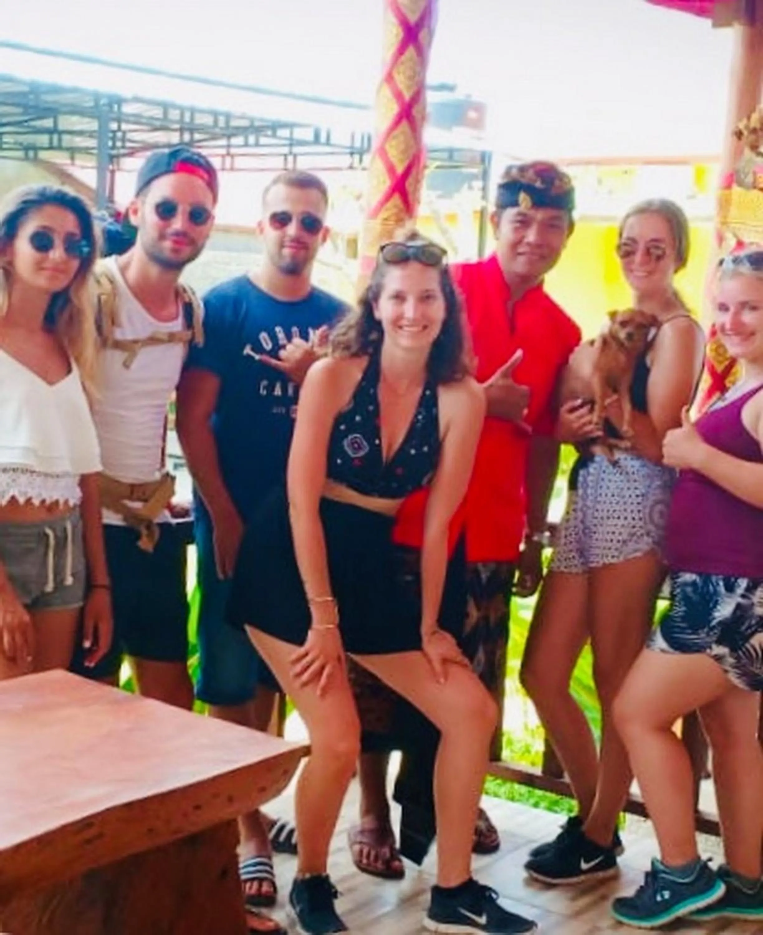 group of guests in Dream Beach Hostel Lembongan