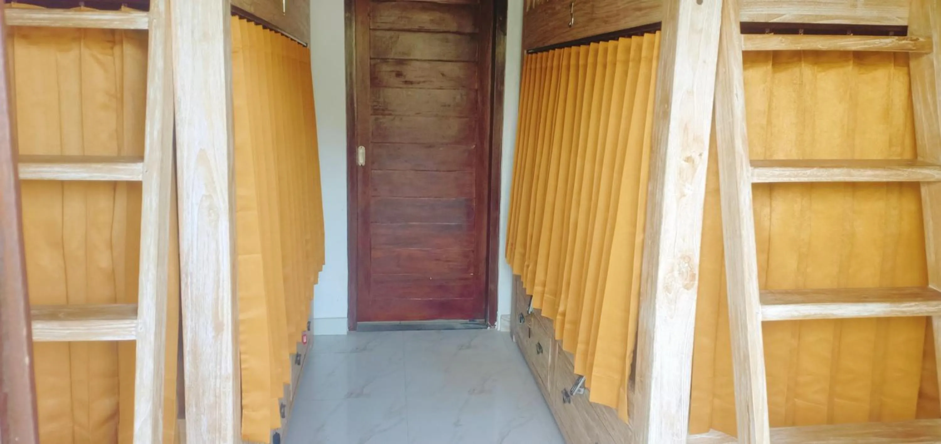 Dream Beach Hostel Lembongan