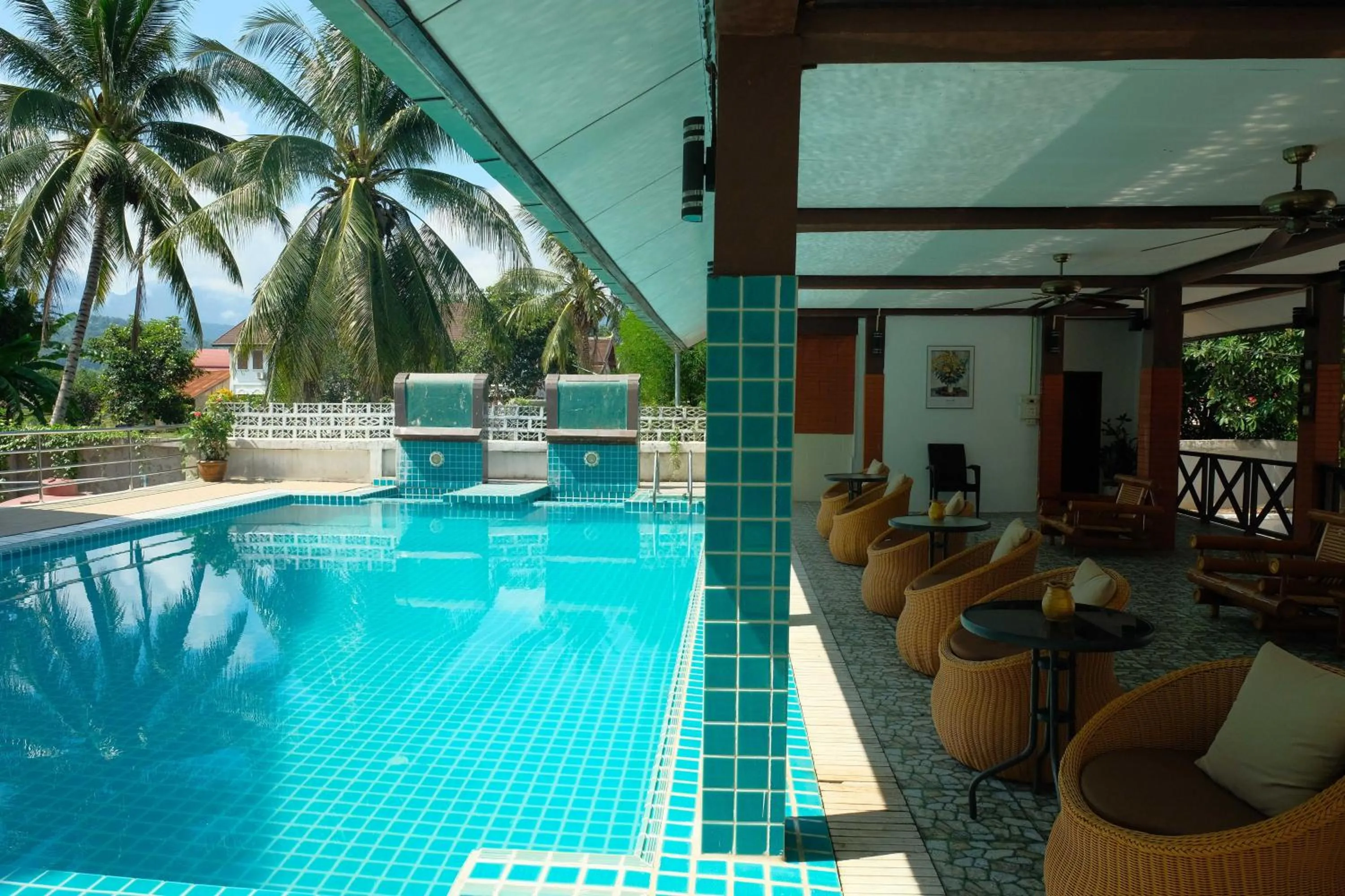 Swimming pool in E-Outfitting Vang Thong Hotel