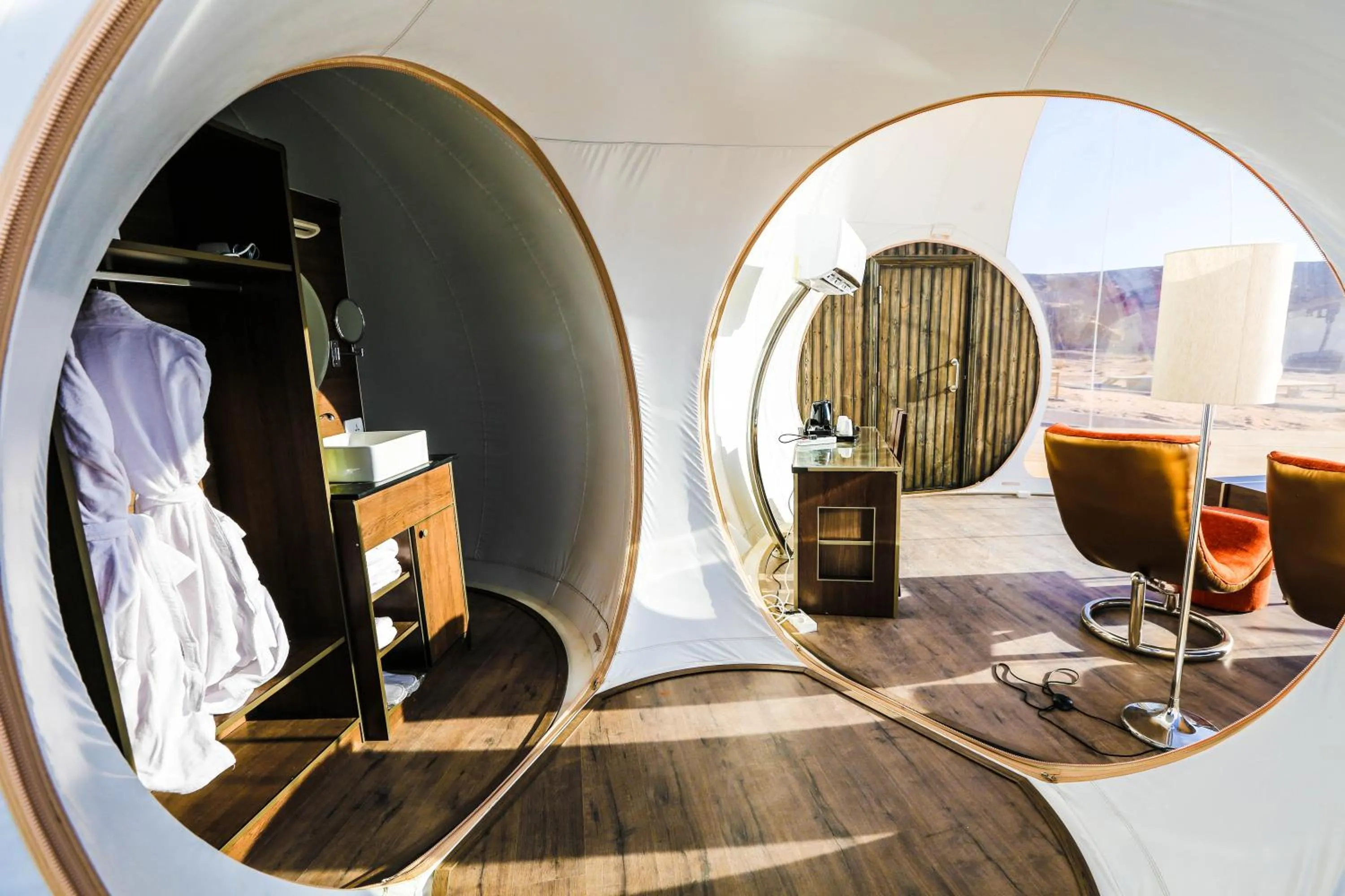 Toilet, Bed in Wadi Rum Bubble Luxotel