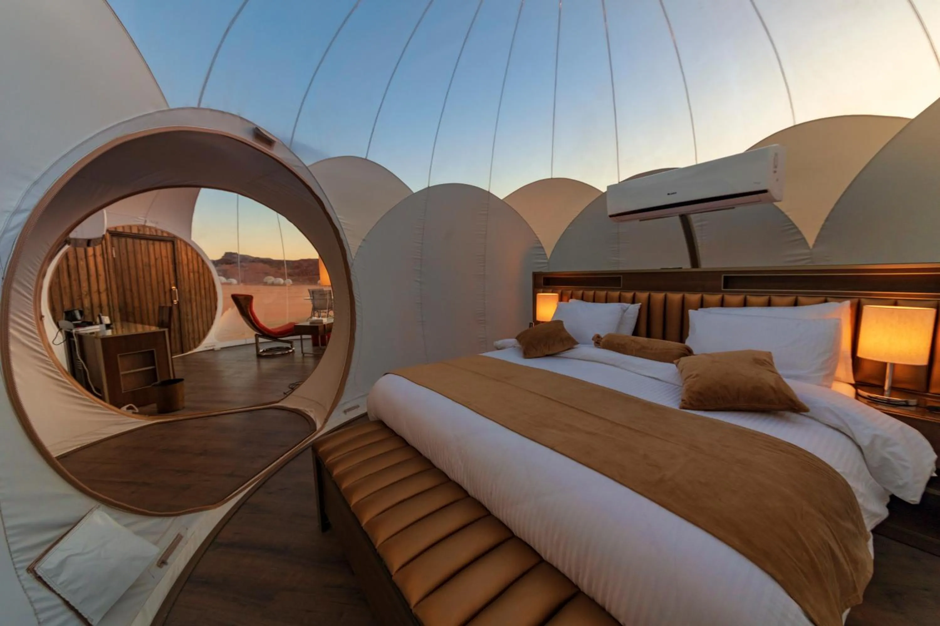 Photo of the whole room, Bed in Wadi Rum Bubble Luxotel