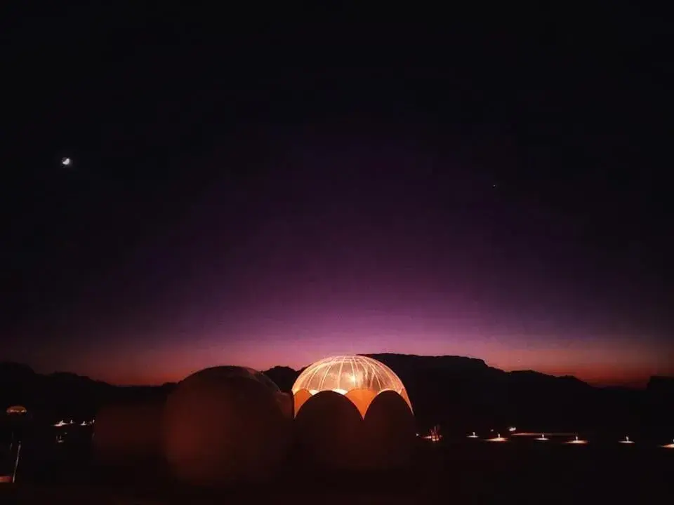 Property building in Wadi Rum Bubble Luxotel Property building in Wadi Rum Bubble Luxotel