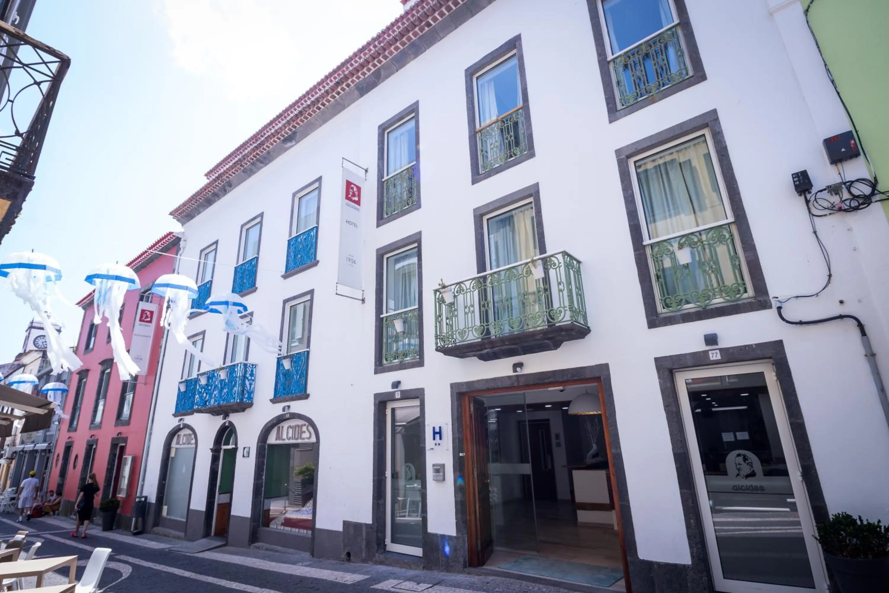 Property building in Hotel Alcides