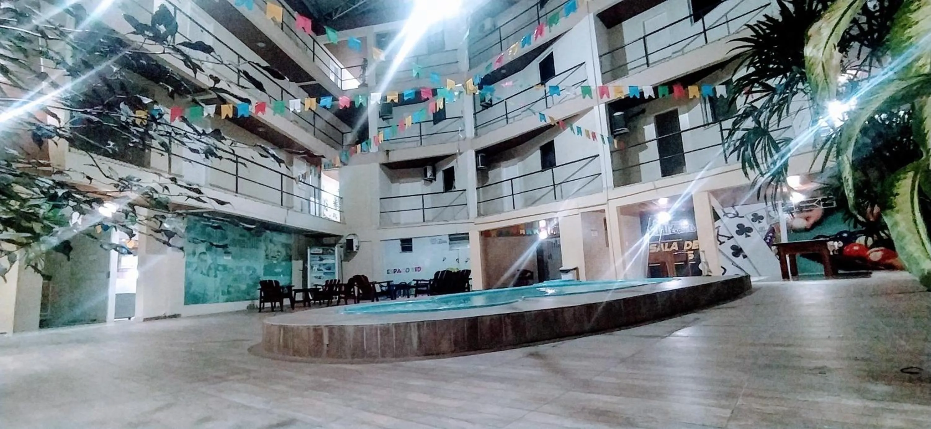 Swimming pool in Hotel Aracaju Express