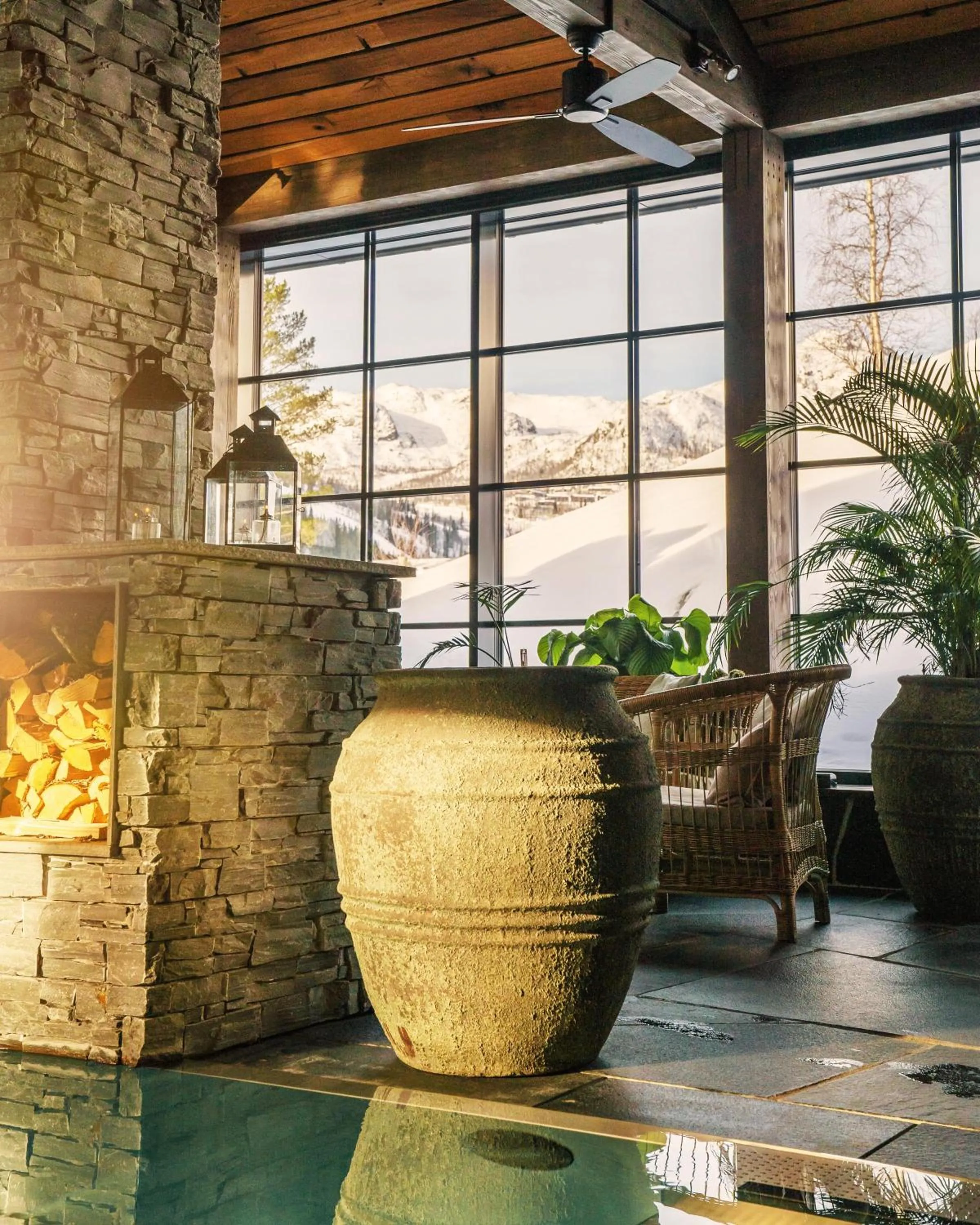 Swimming pool in Fýri Resort