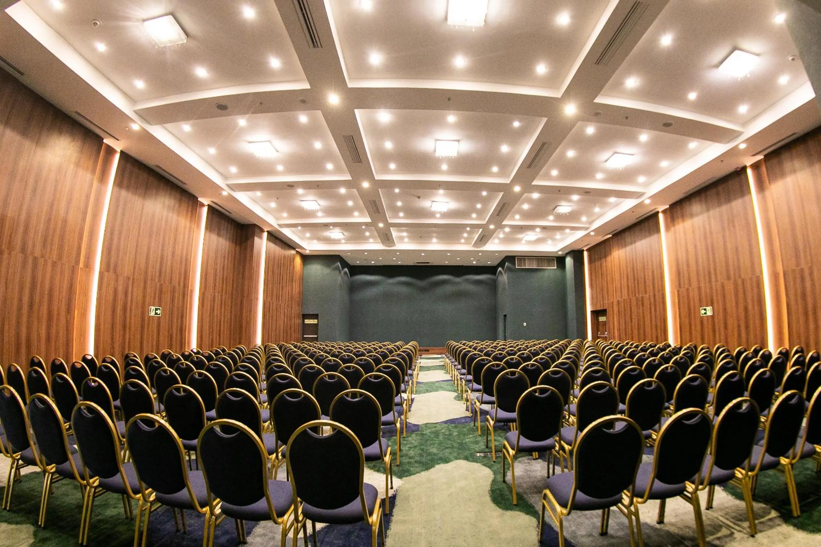 Meeting/conference room in Hilton Porto Alegre, Brazil