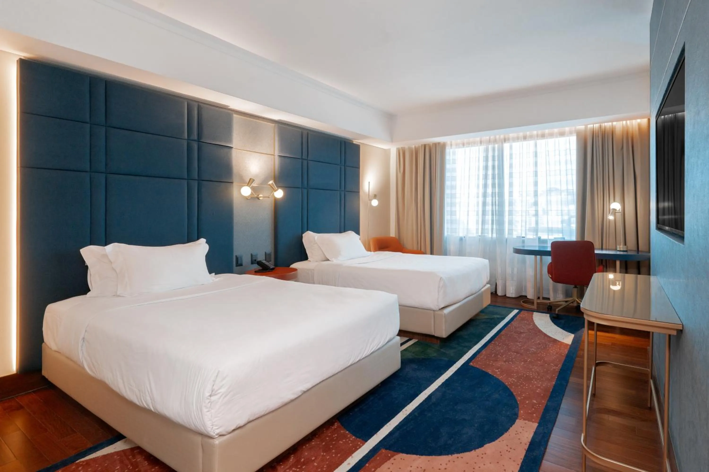 Photo of the whole room, Bed in Hilton Porto Alegre, Brazil