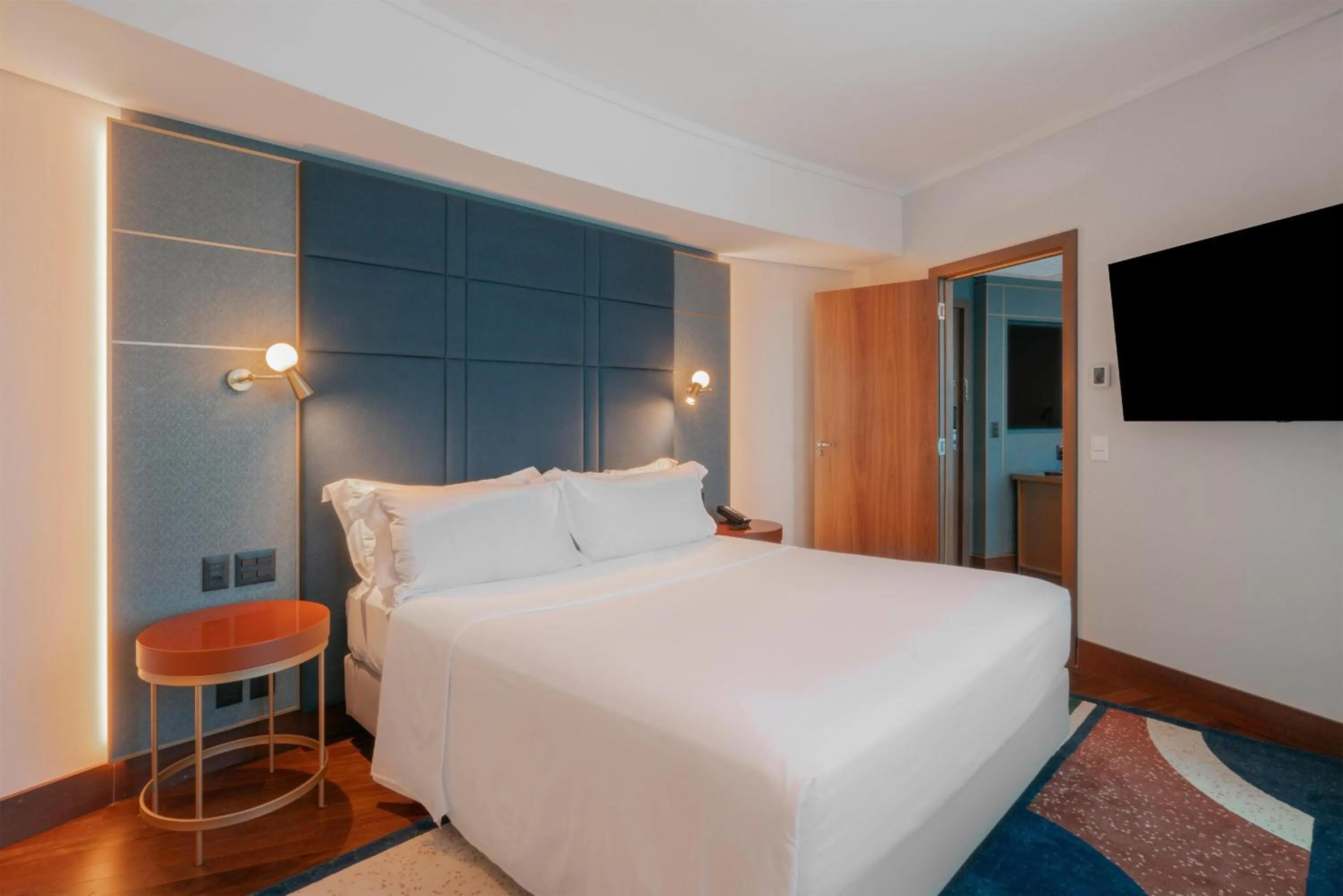 Bed in Hilton Porto Alegre, Brazil