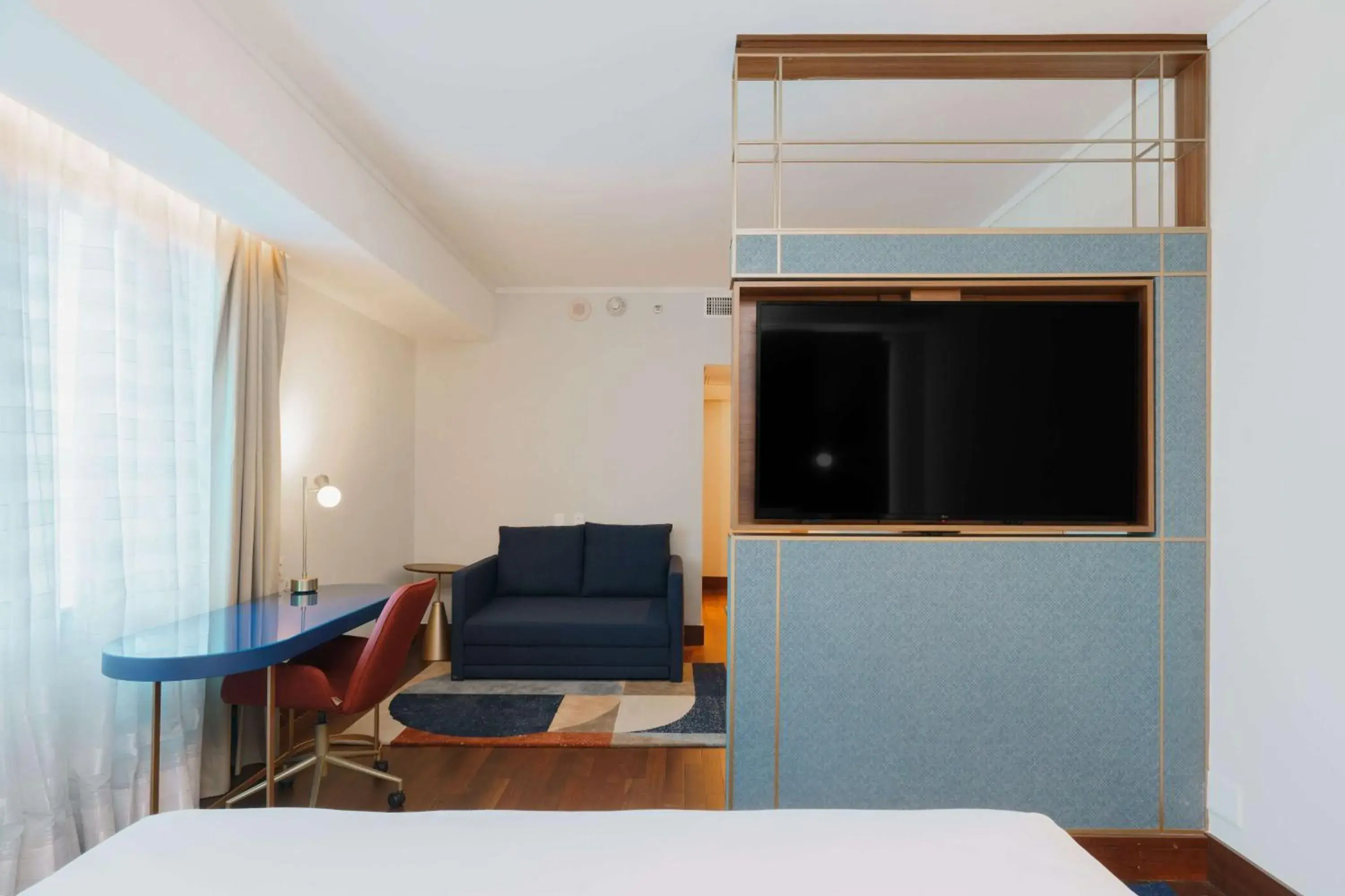 Living room, Bed in Hilton Porto Alegre, Brazil Living room, Bed in Hilton Porto Alegre, Brazil