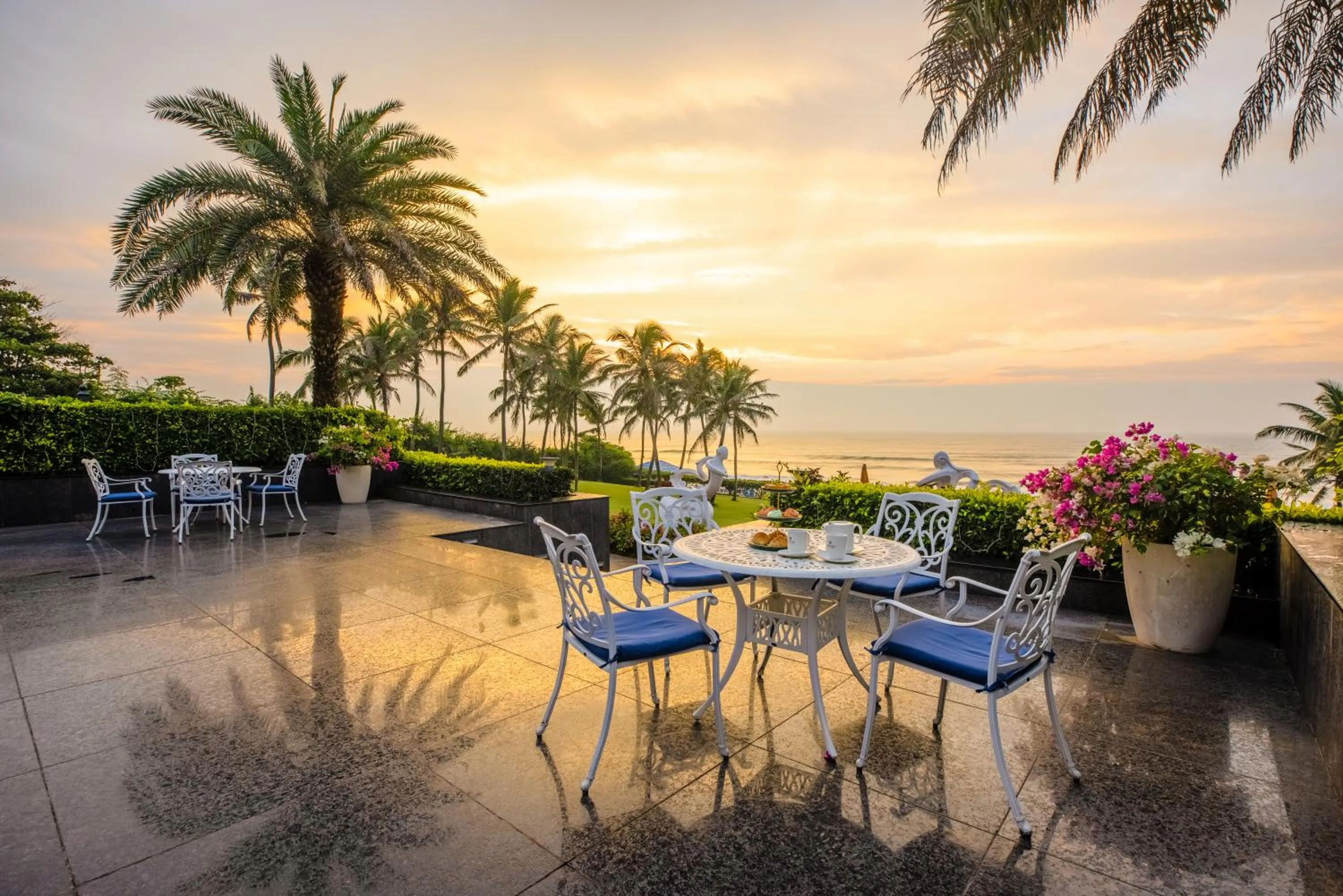 Patio in Mayfair Palm Beach Resort