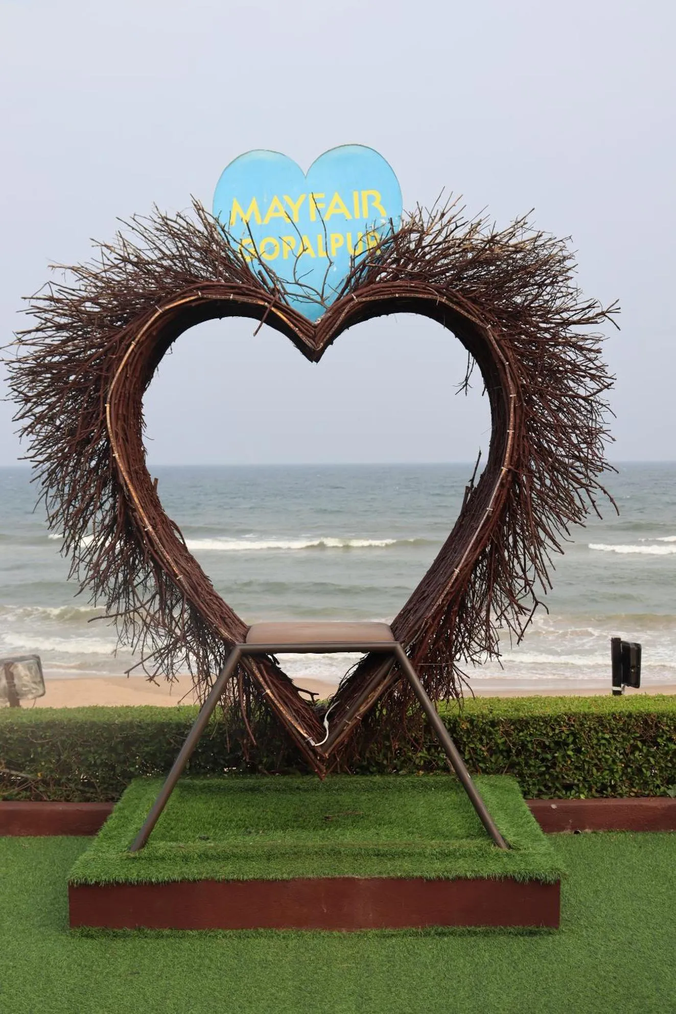 Decorative detail in Mayfair Palm Beach Resort