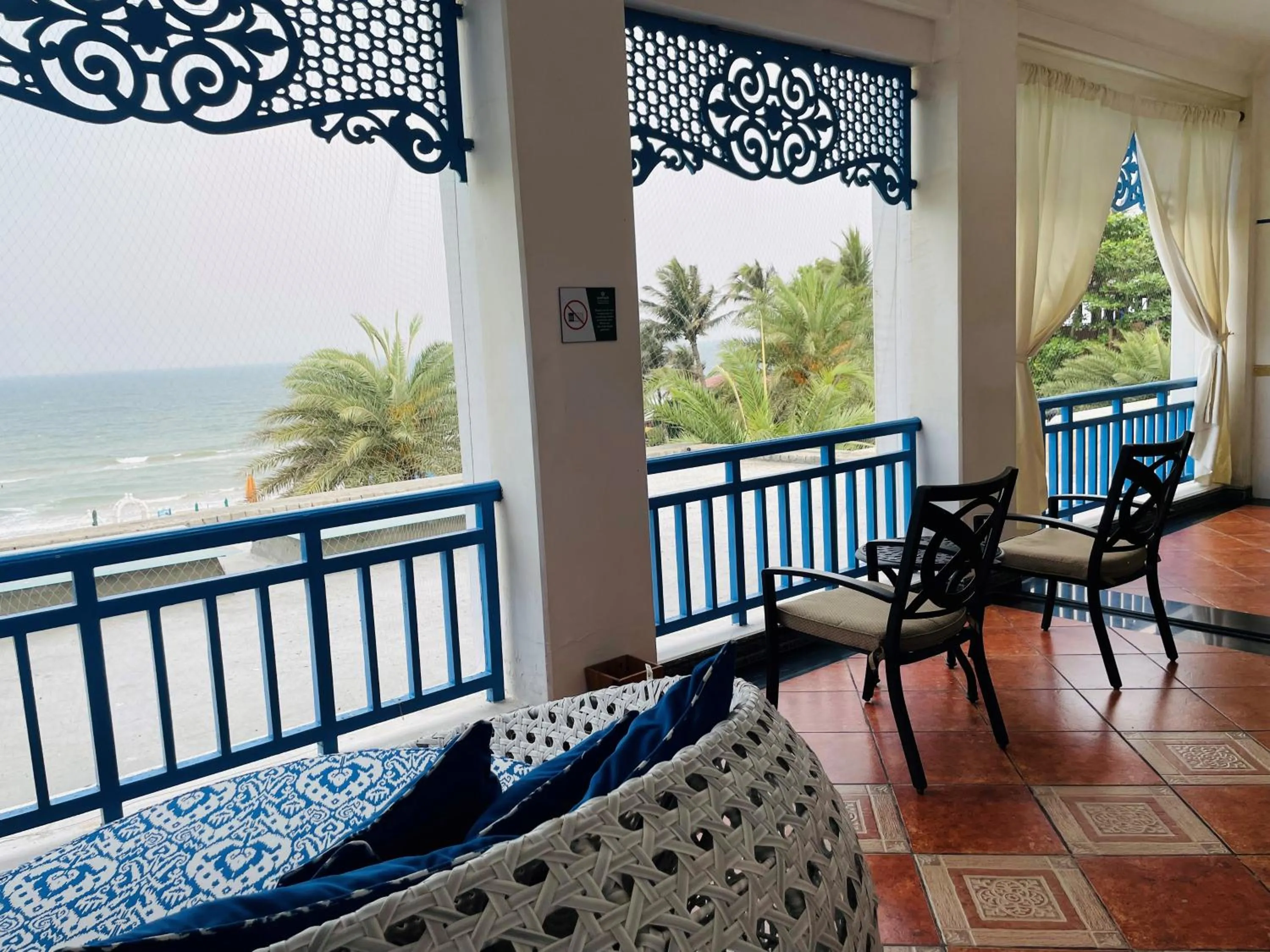Balcony/Terrace in Mayfair Palm Beach Resort