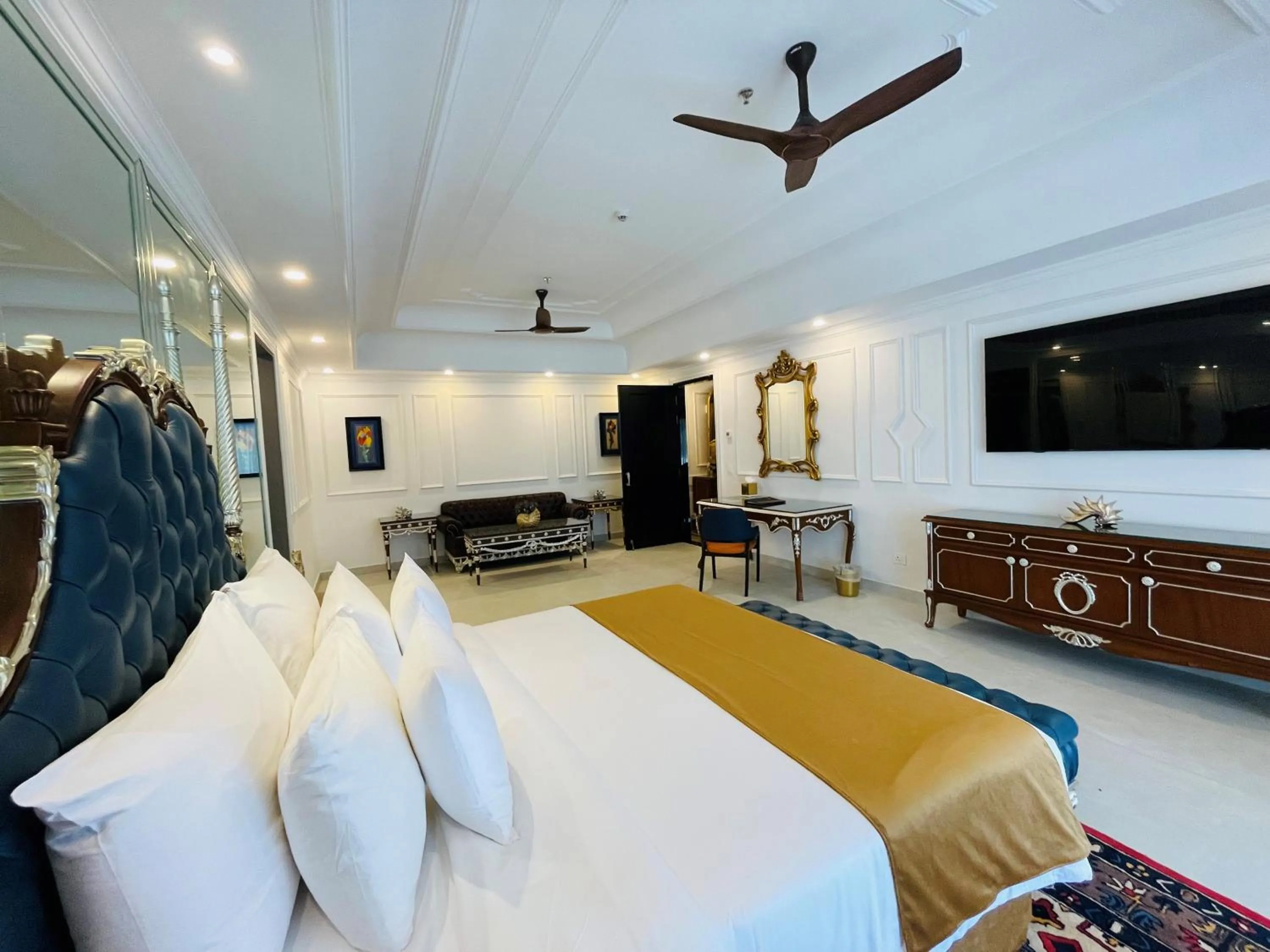 Bed in Mayfair Palm Beach Resort