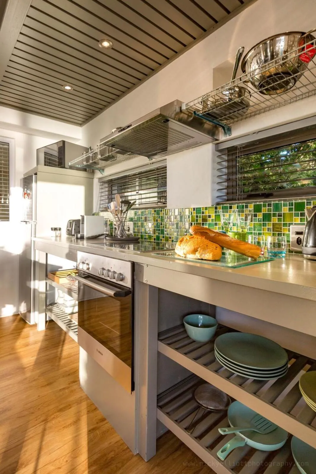 Kitchen or kitchenette in Watercolours Studios
