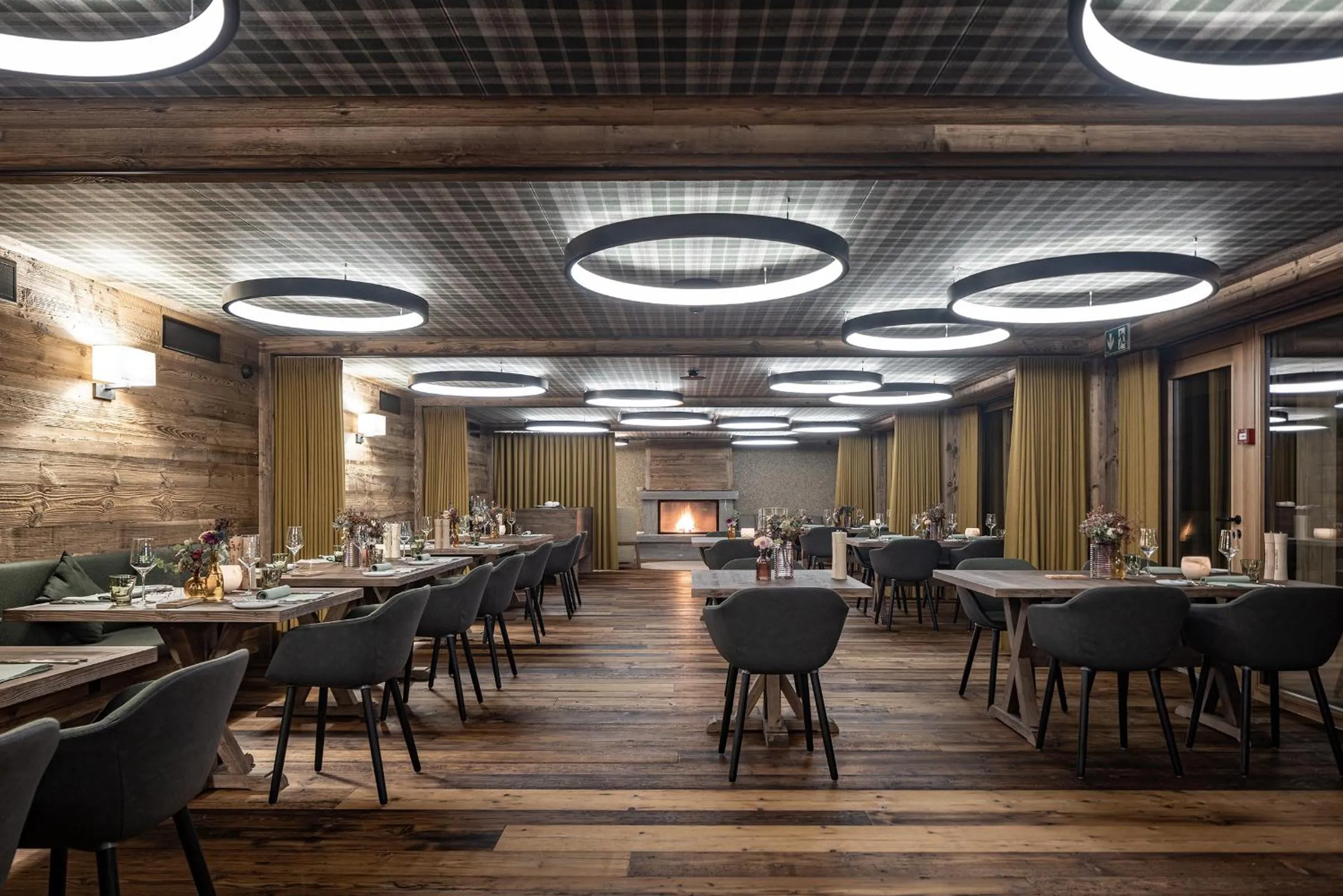 Restaurant/places to eat in Valbella Resort