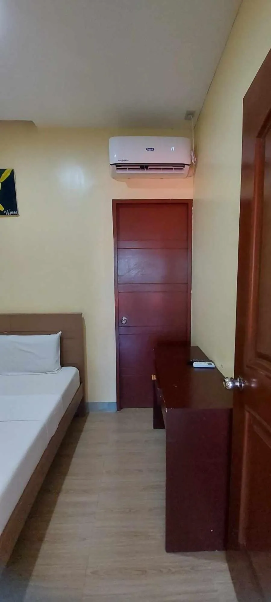 Bed in B&S Orchids suites hotel