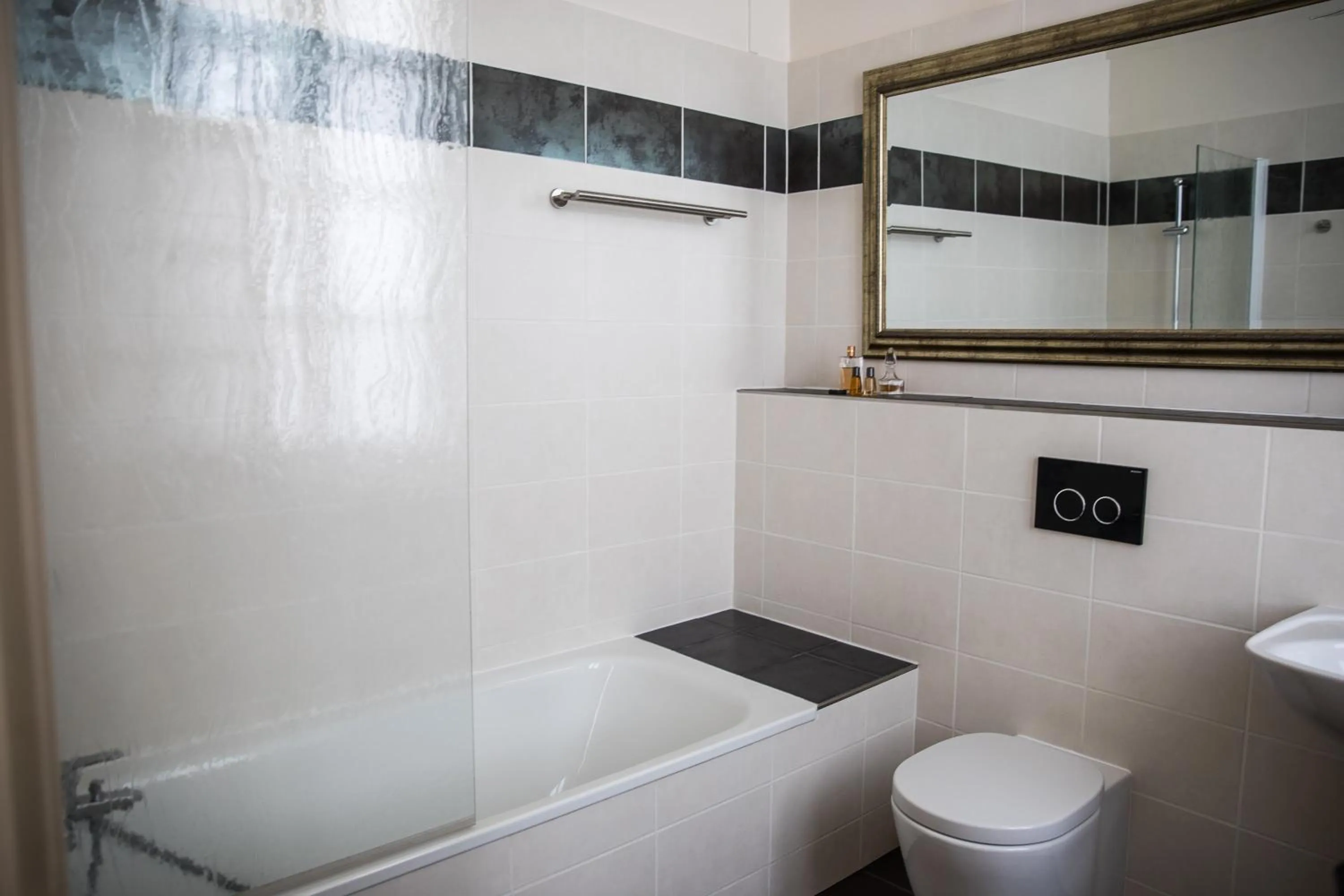 Shower in La Résidence Chambre d'Hotes