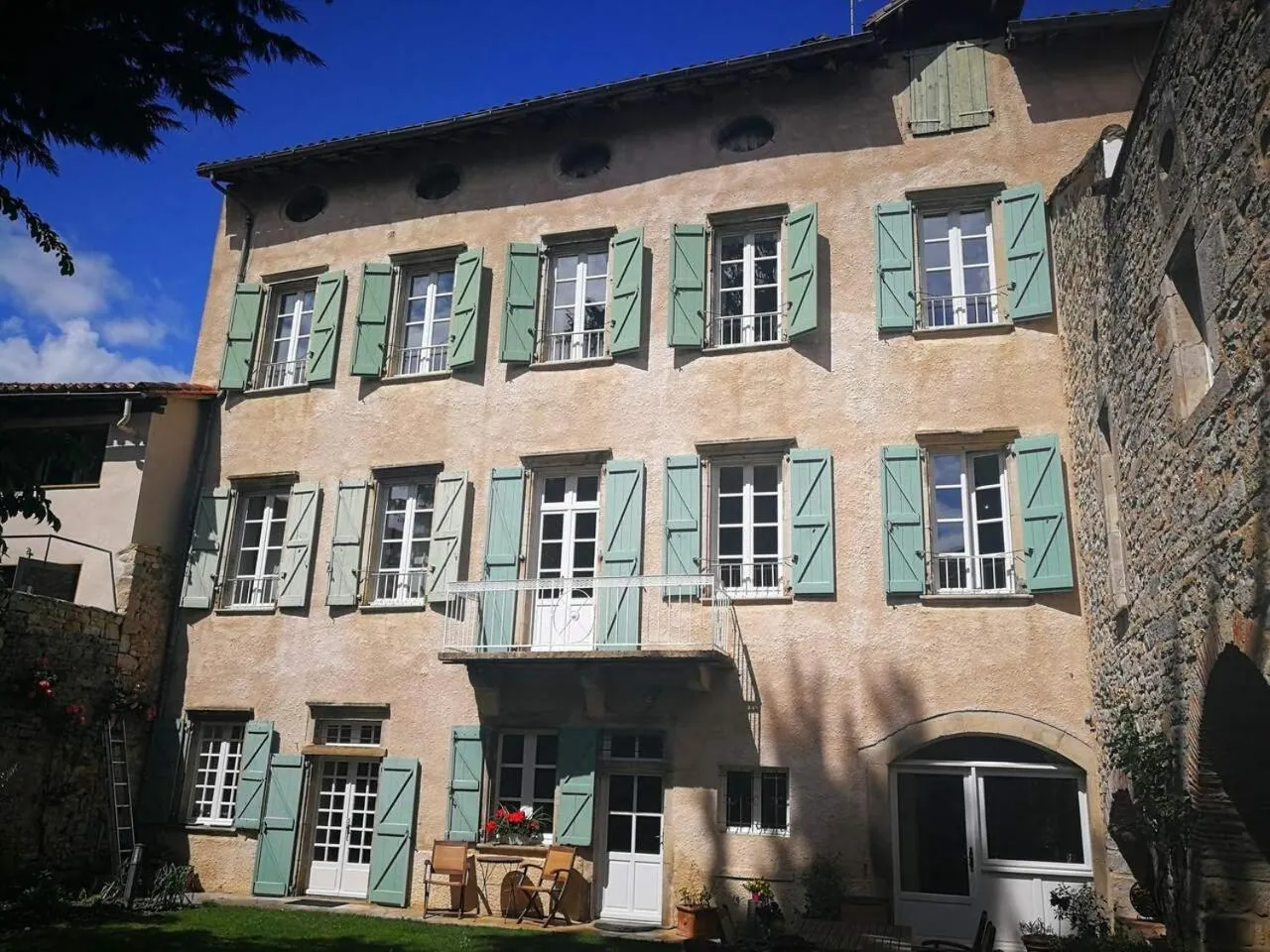 Property building in La Résidence Chambre d'Hotes