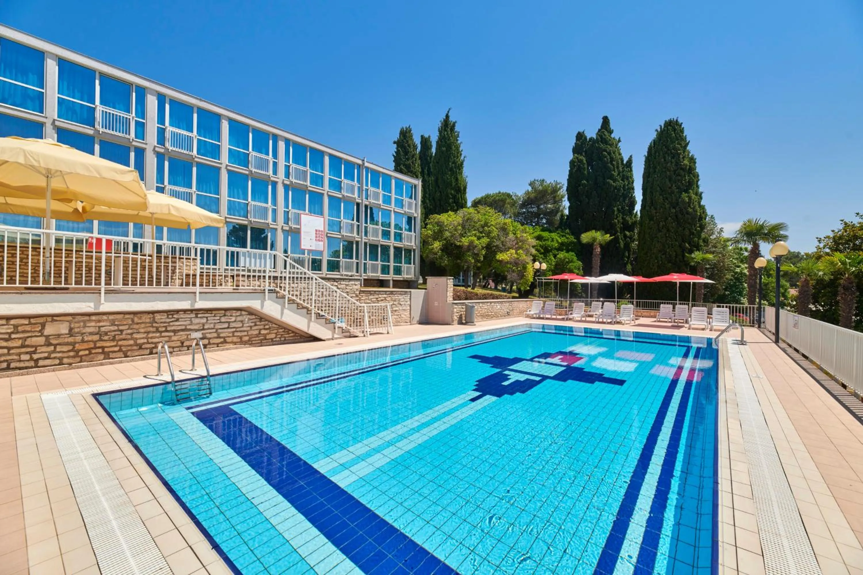 Swimming pool in Hotel Zorna Plava Laguna