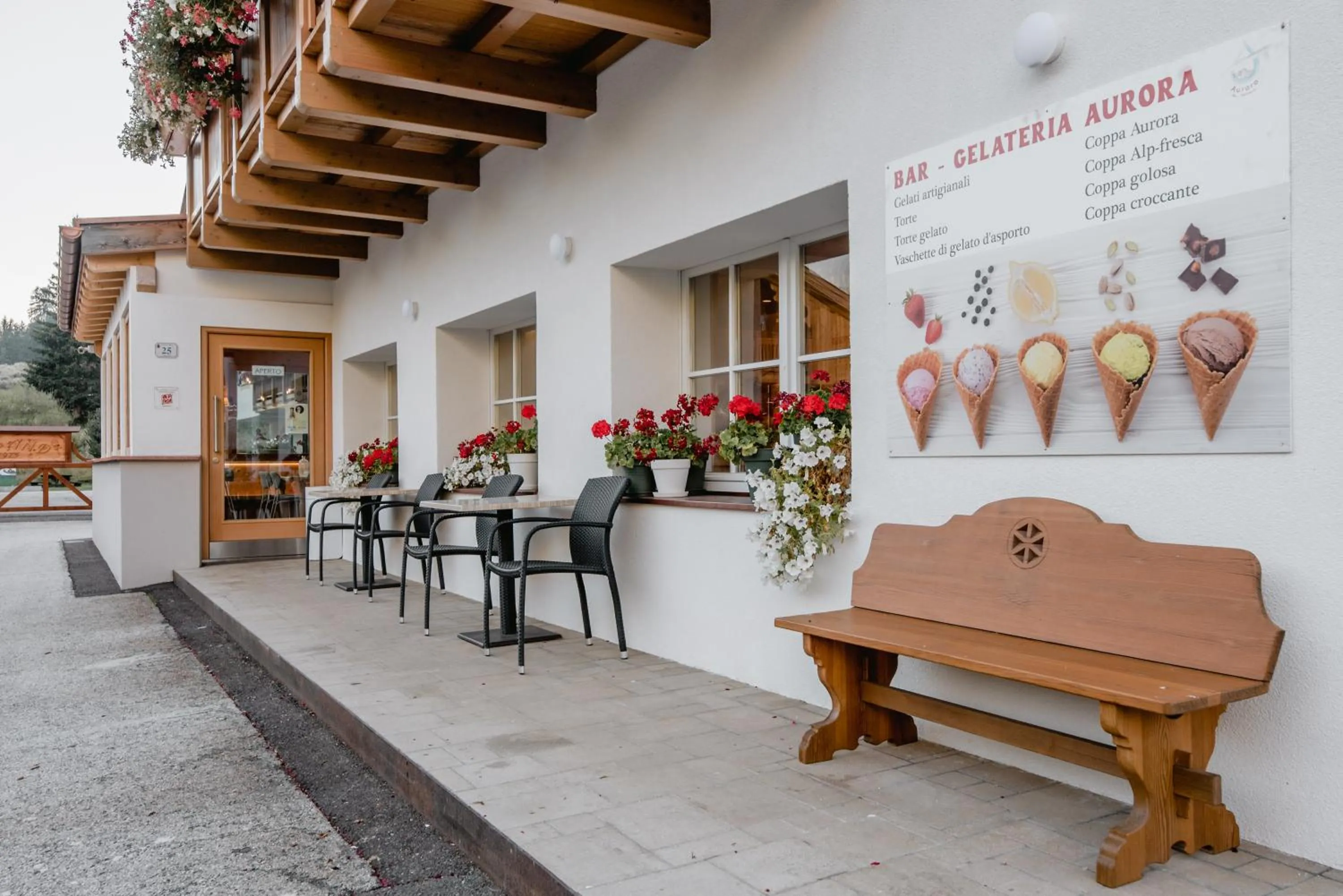 Property building in Garnì Aurora Bed and Breakfast