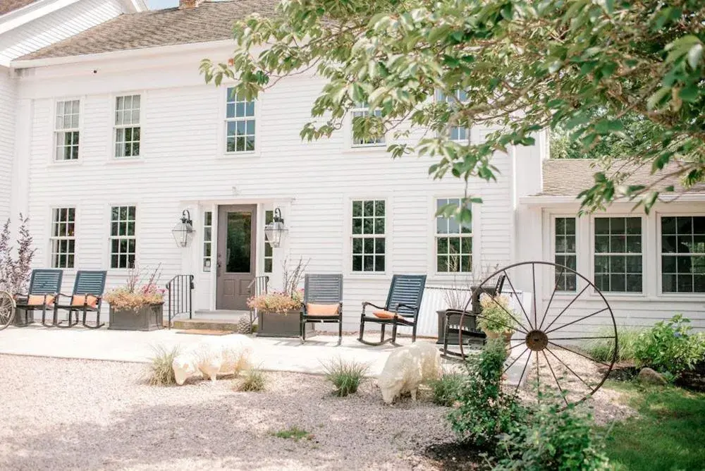 Shelter Harbor Inn Shelter Harbor Inn