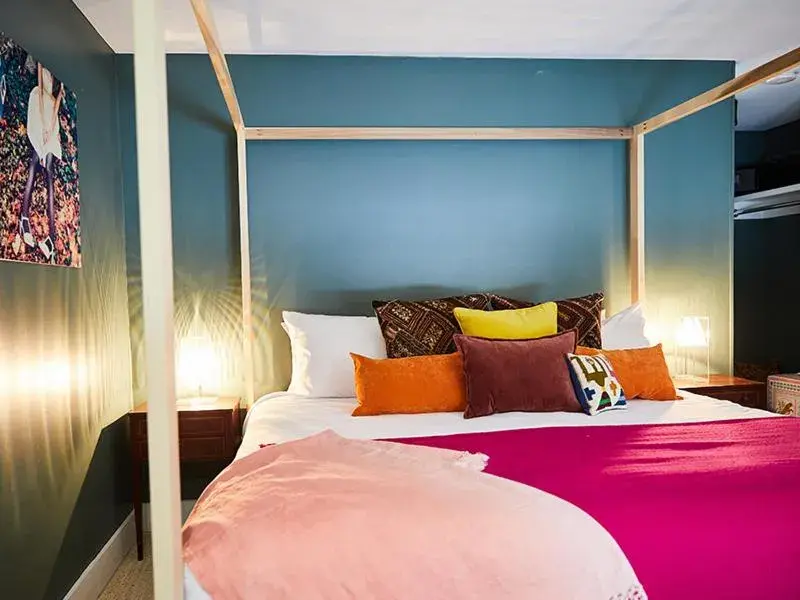 Bed in Shelter Harbor Inn Bed in Shelter Harbor Inn