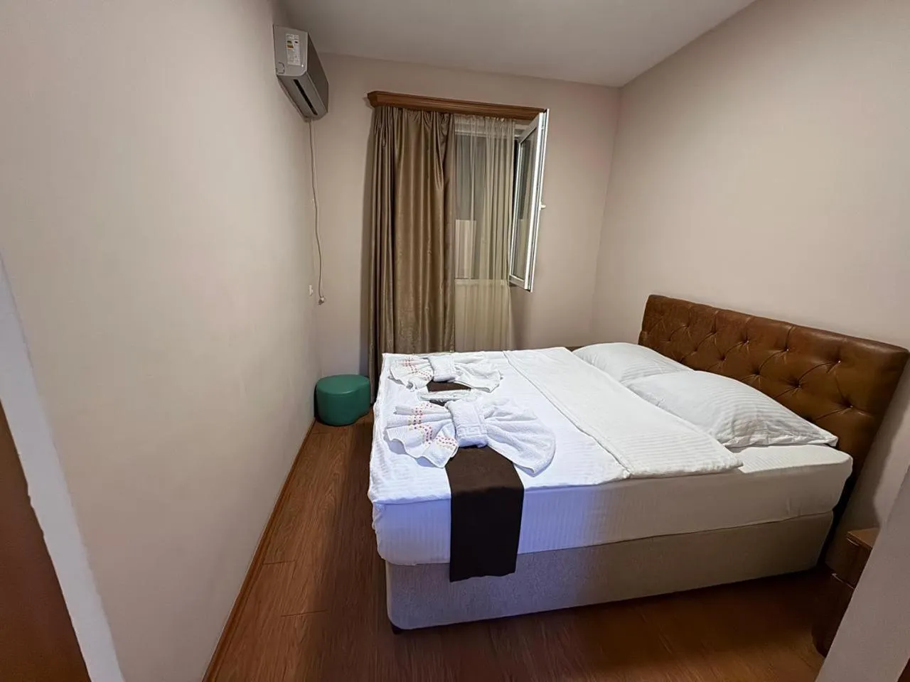 Bed in Hotel Imereti - Old Tbilisi Center