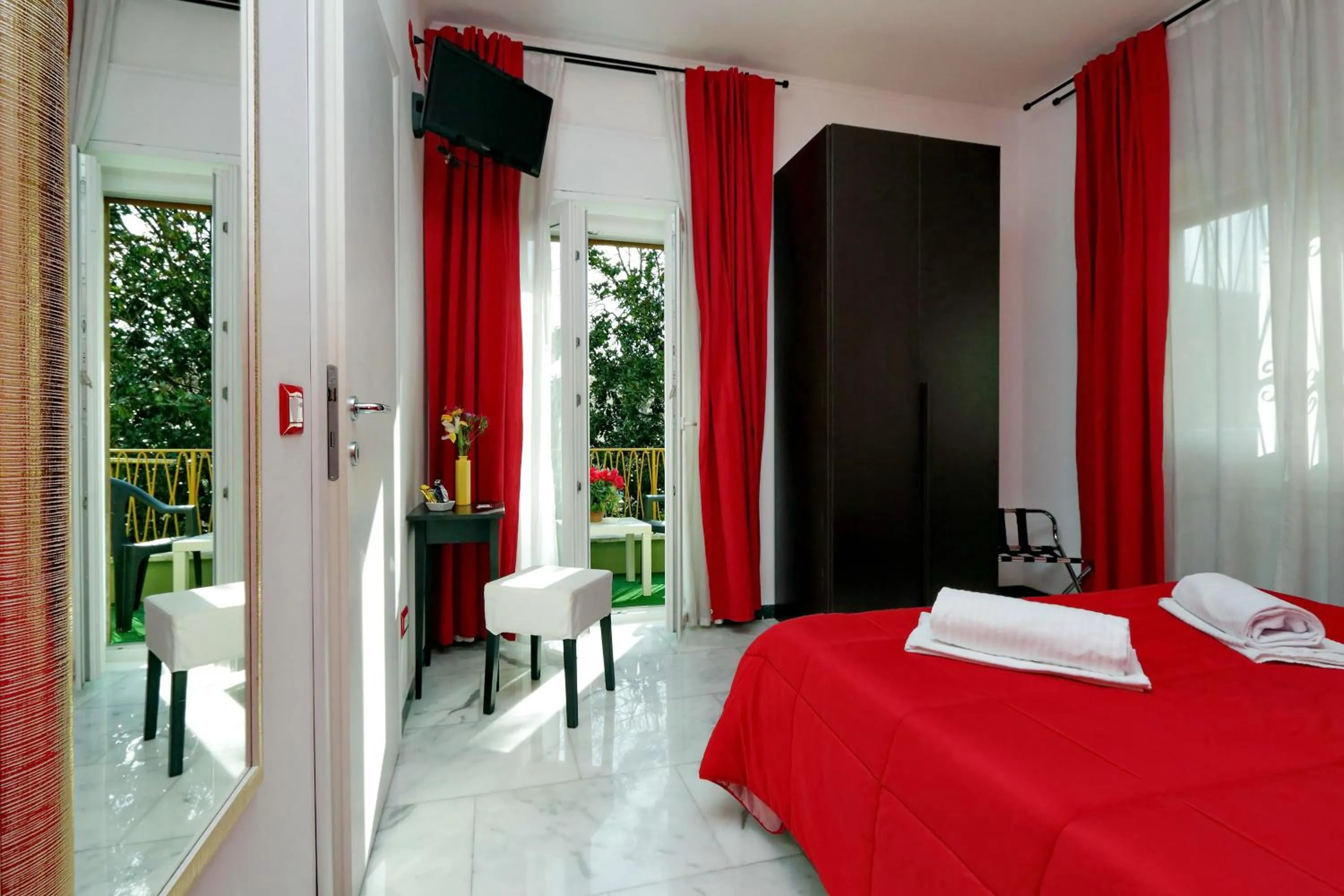 Bed in I Pini di Roma - Rooms & Suites