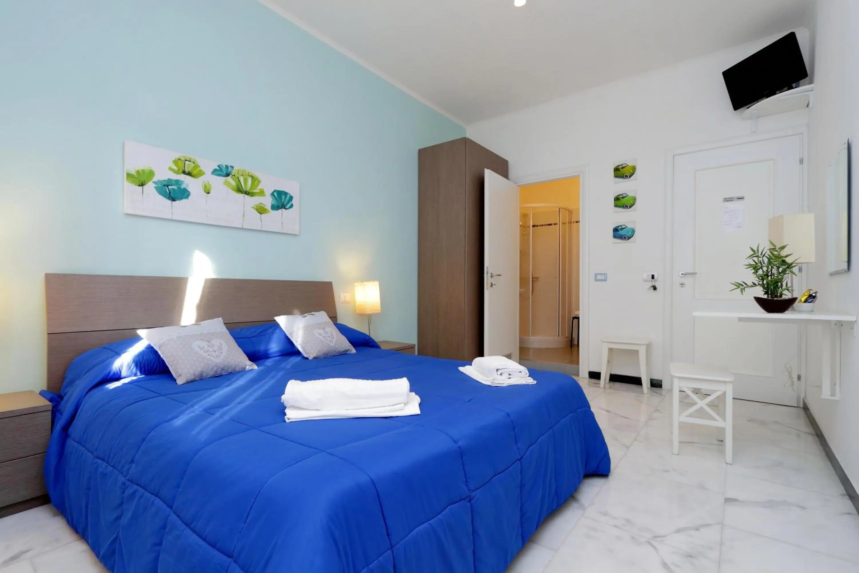 Bedroom, Bed in I Pini di Roma - Rooms & Suites