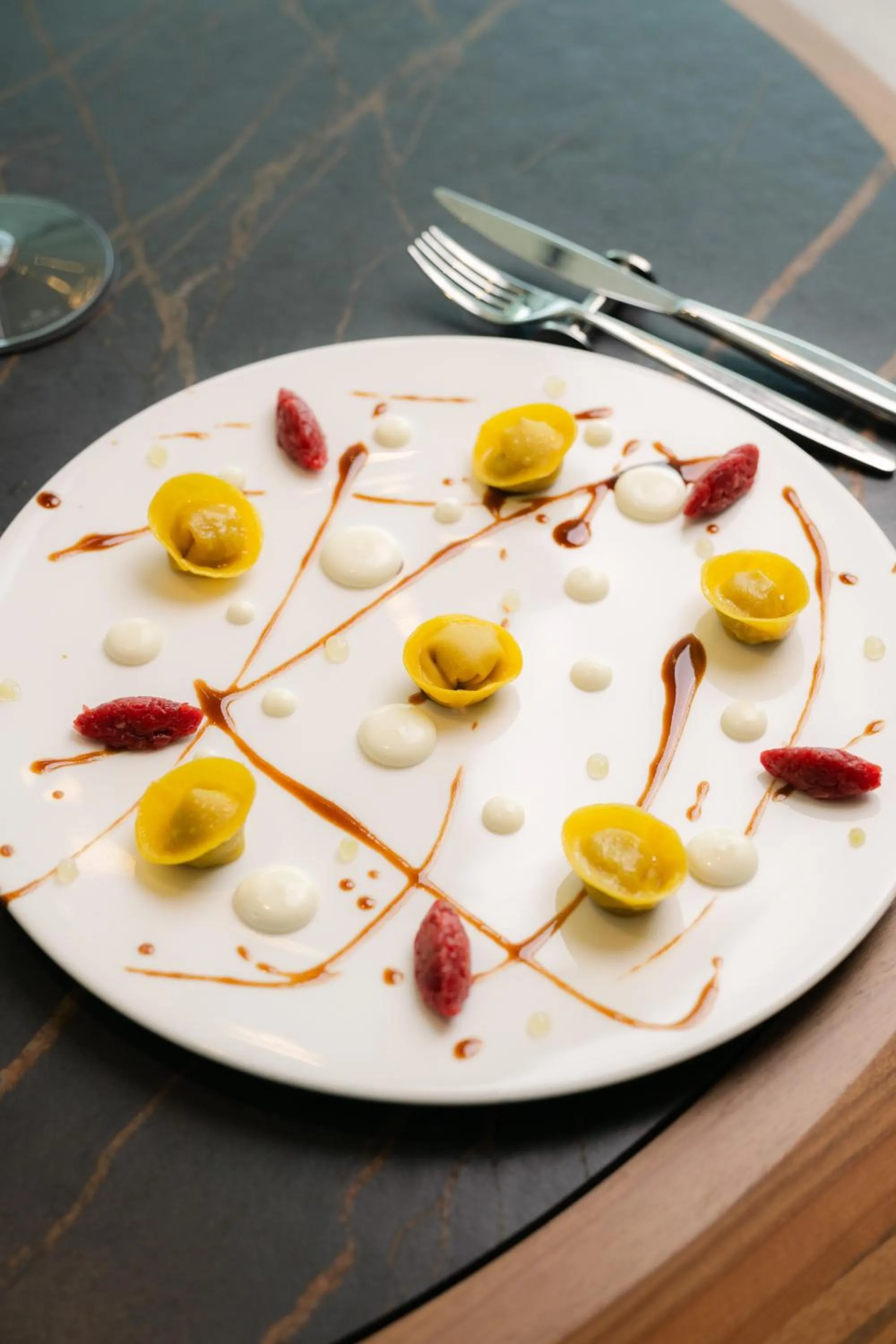 Restaurant/places to eat in Hotel Villa Cipressi, by R Collection Hotels