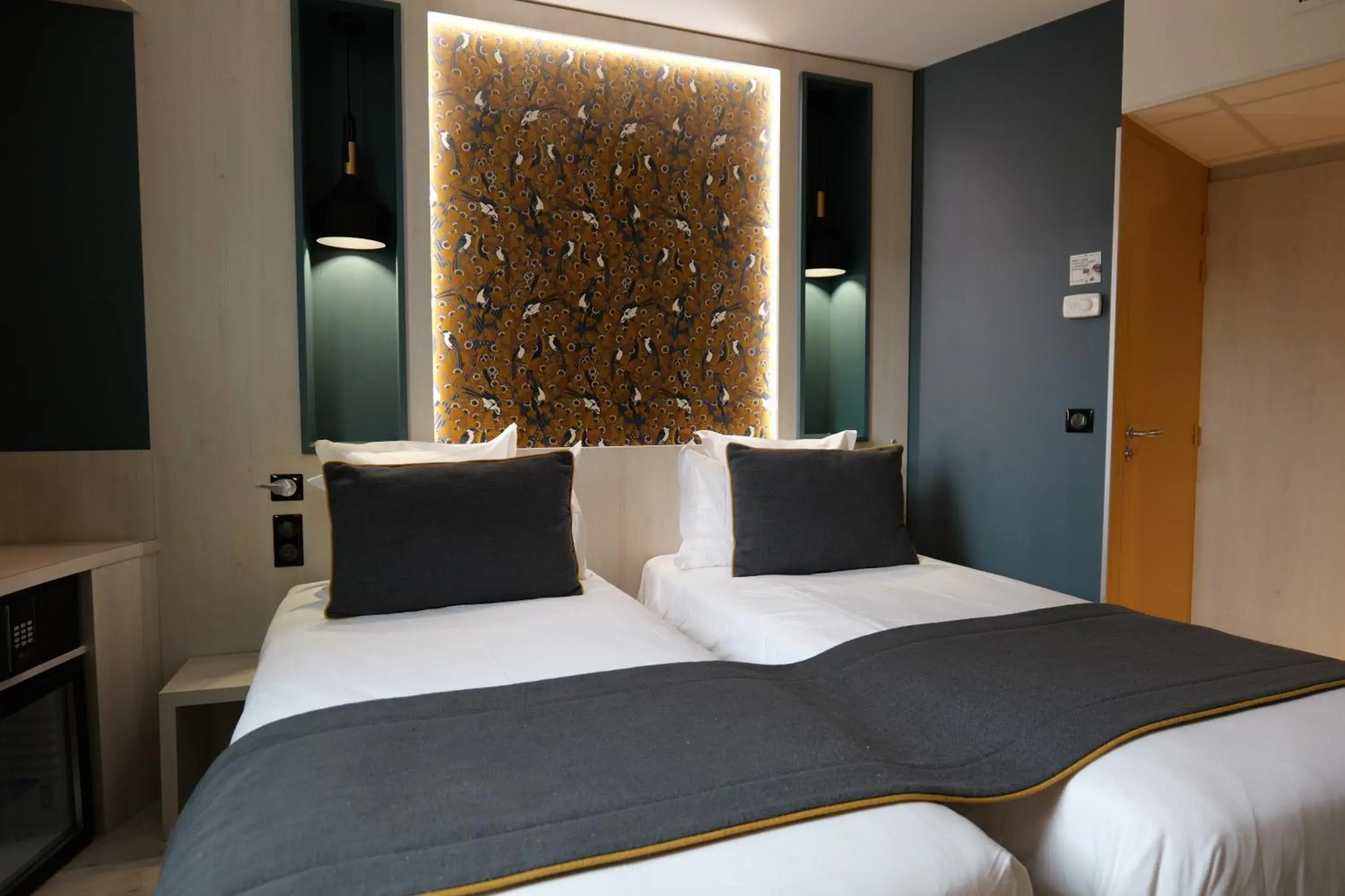 Superior Twin Room in The Originals Boutique, Hôtel Le Marmotel, Clermont-Ferrand Superior Twin Room in The Originals Boutique, Hôtel Le Marmotel, Clermont-Ferrand