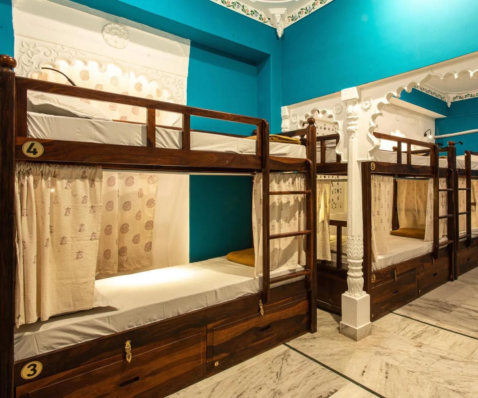 Photo of the whole room, Bed in Hostel Mantra