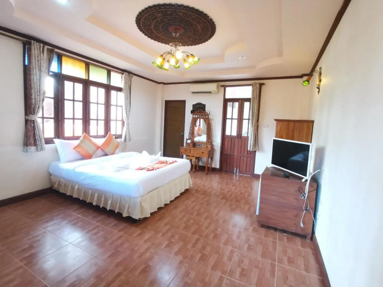 Photo of the whole room, Bed in Grand Sea Beach Resort