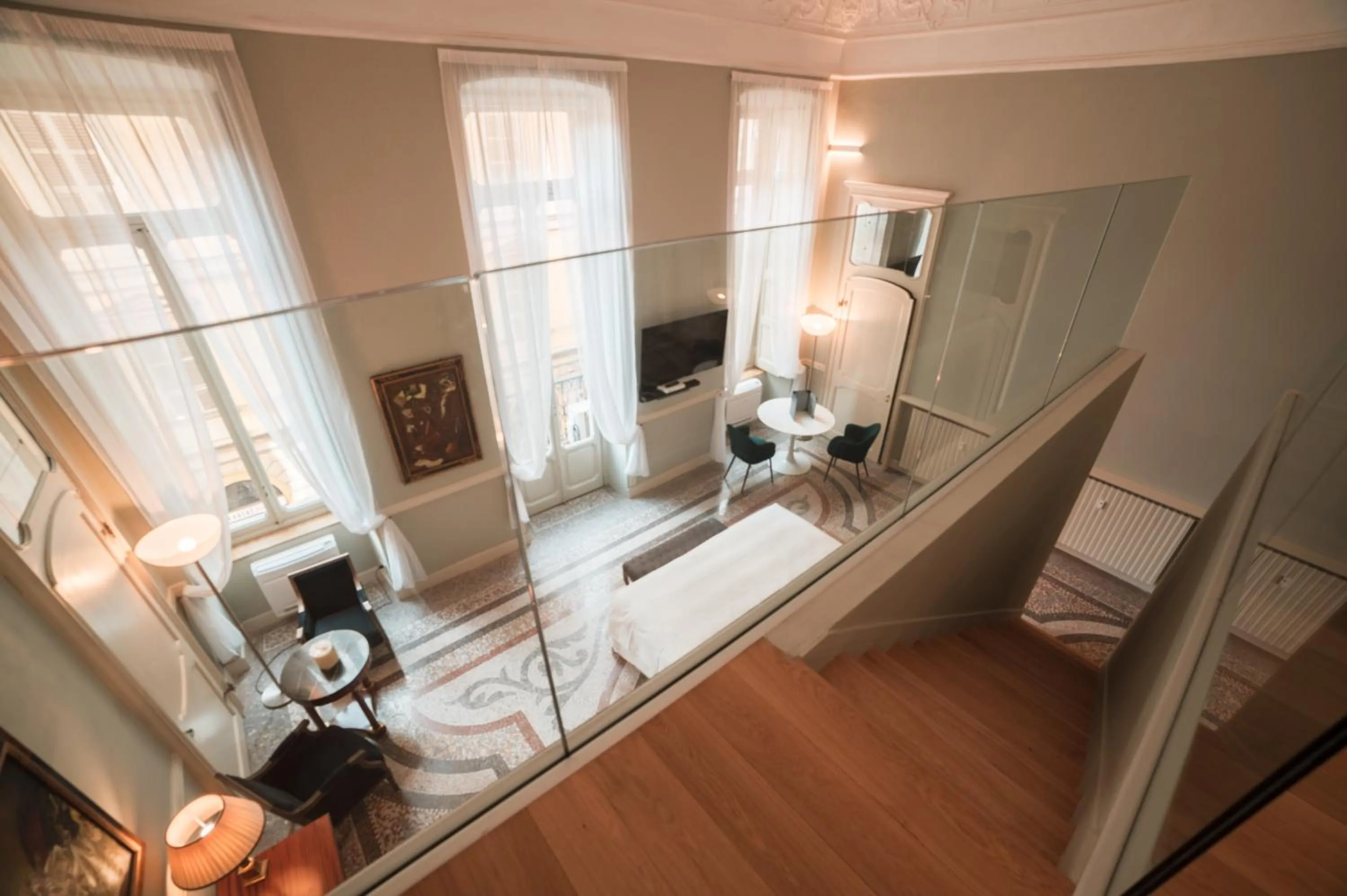 Bed in Royal Palace Hotel