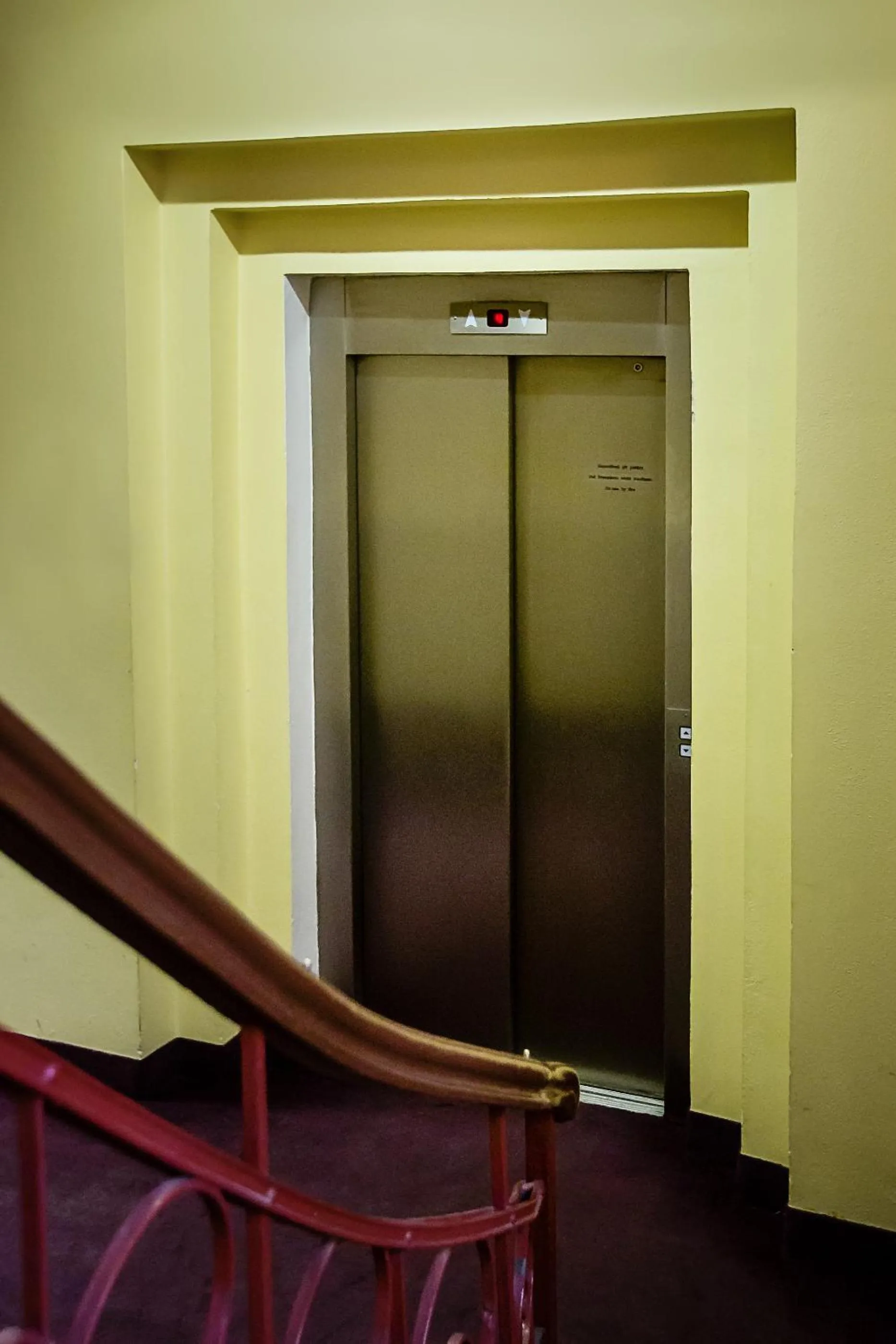 Decorative detail in Bona Serva