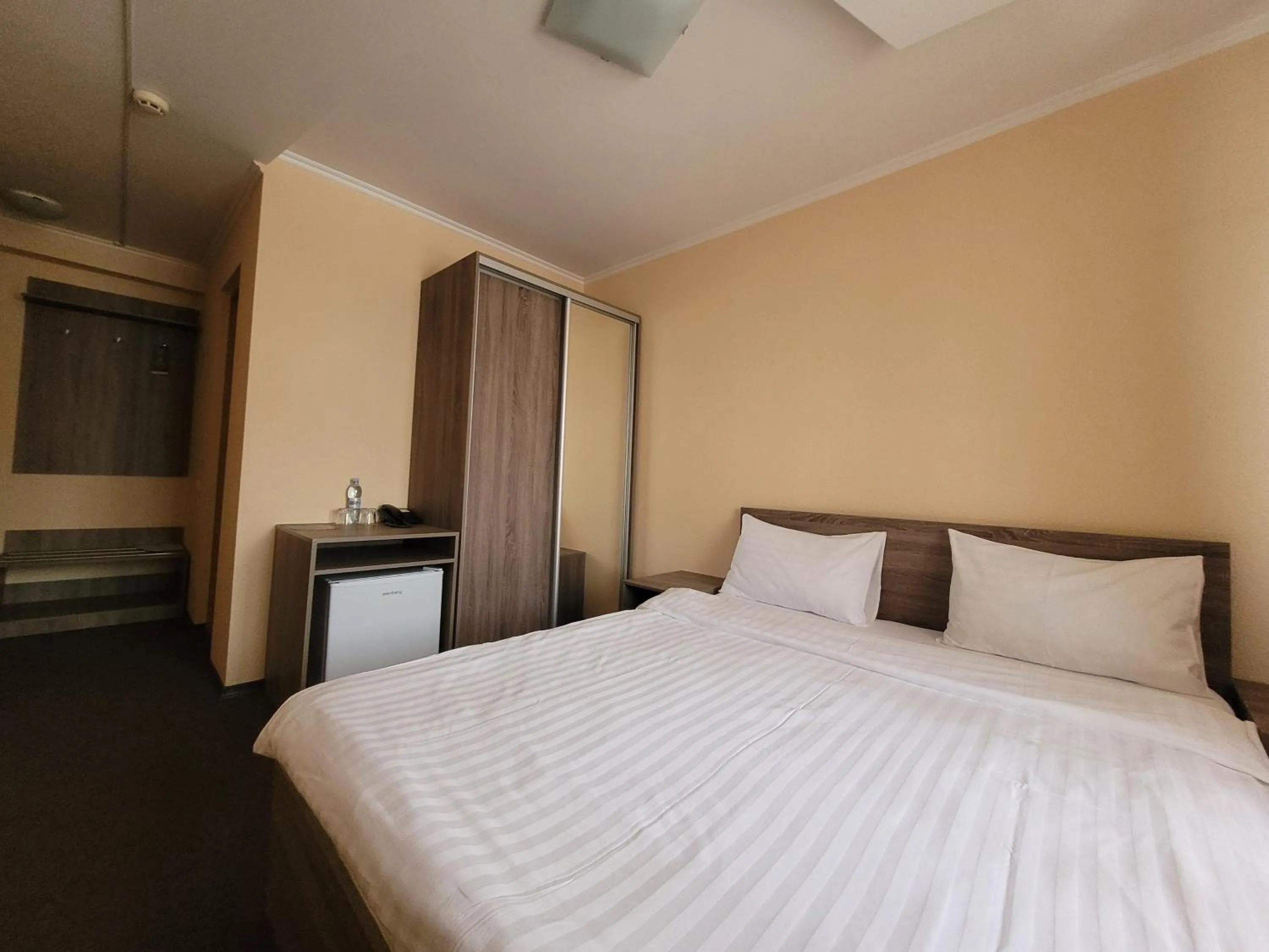 Bed in Yavir