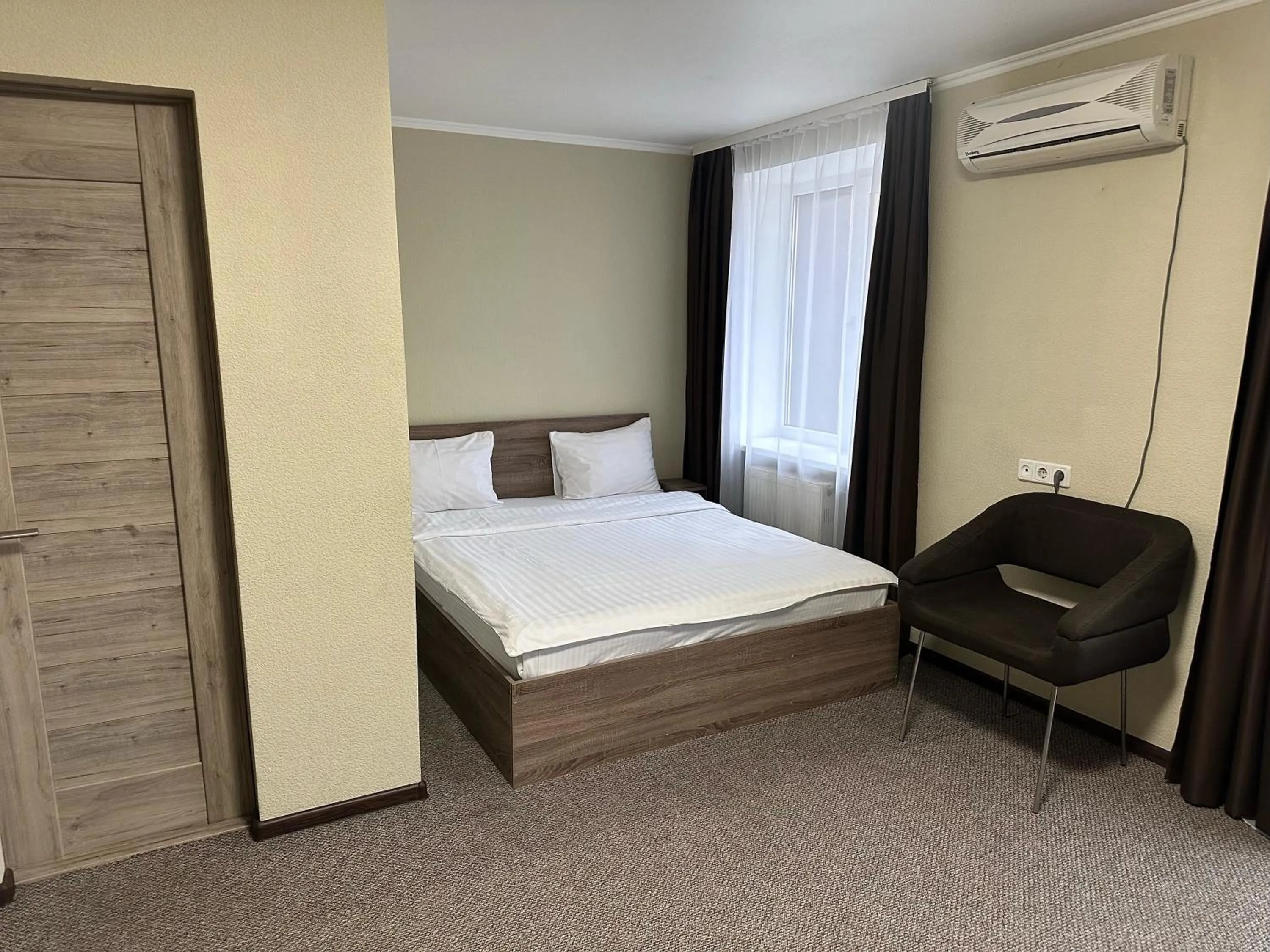Bed in Yavir