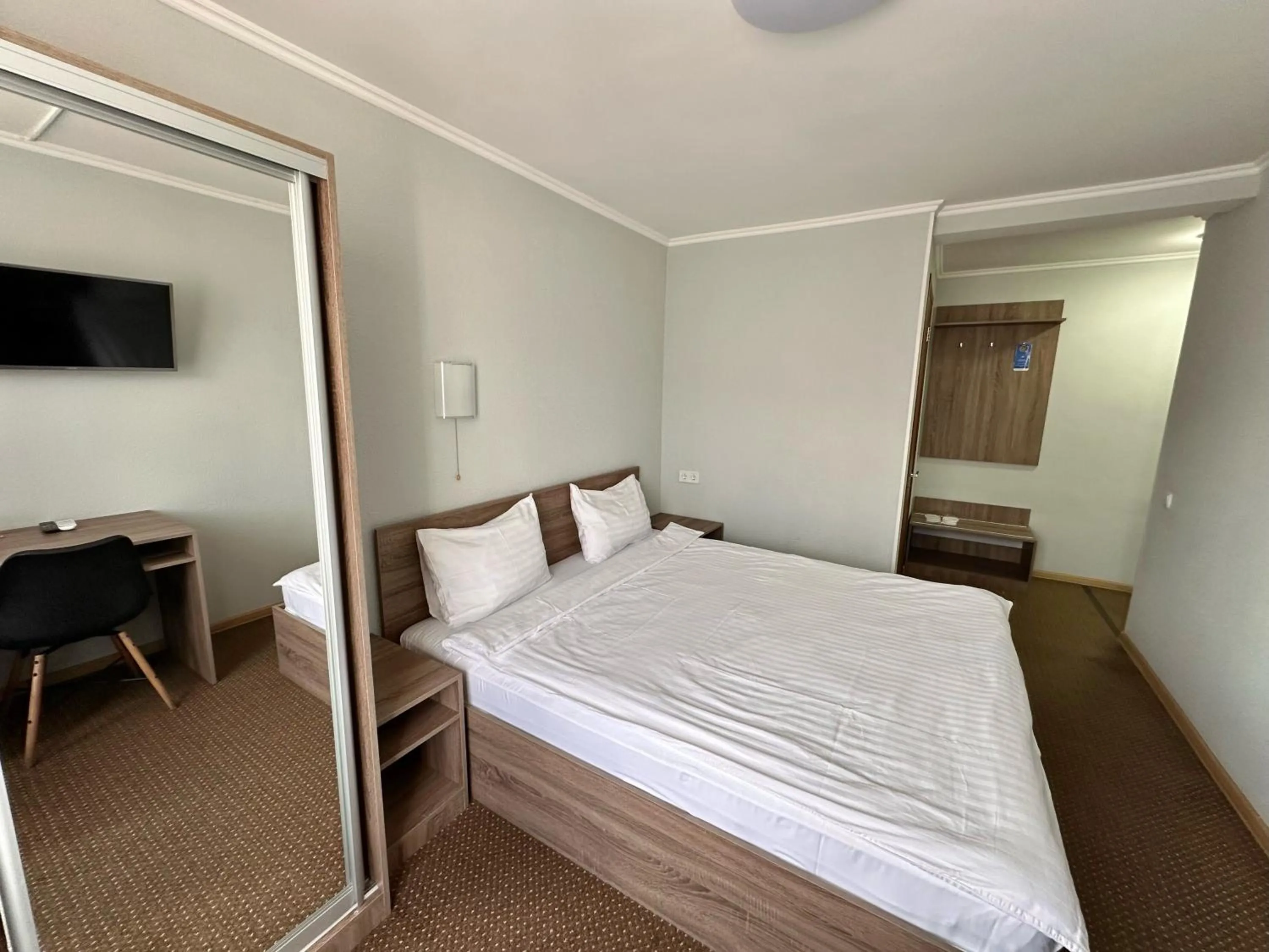 Bed in Yavir