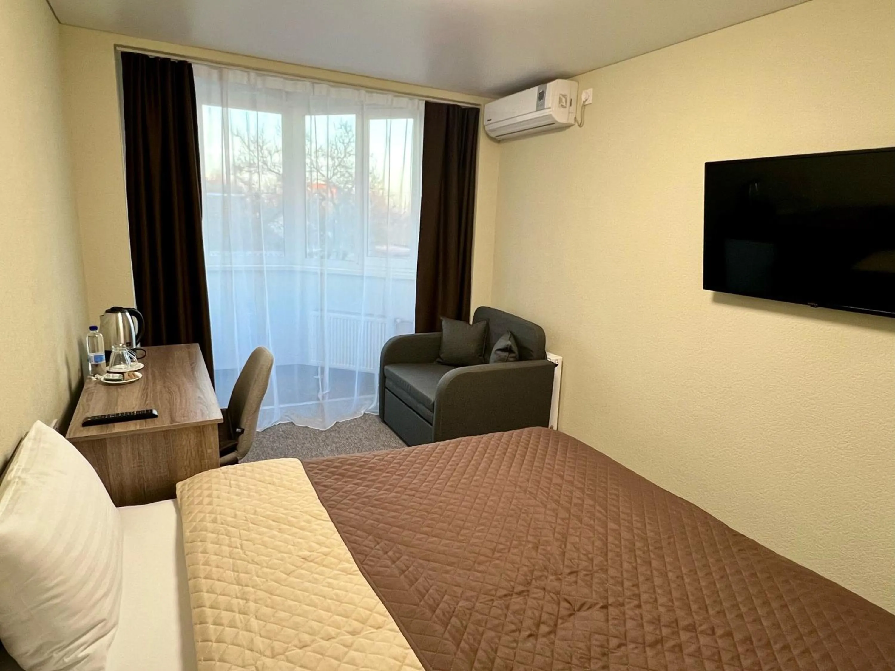 Bed in Yavir
