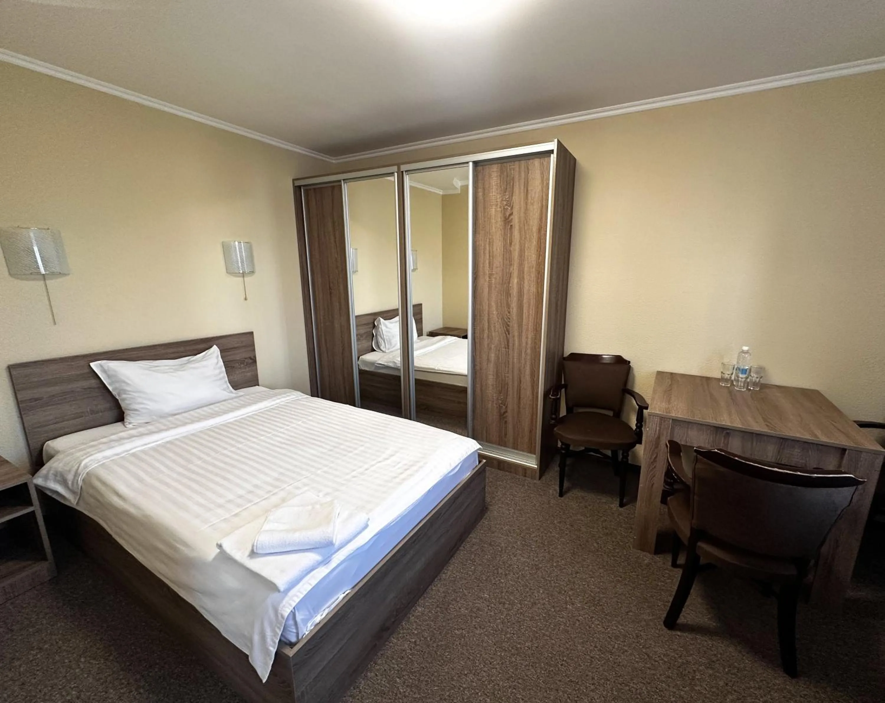 Bed in Yavir