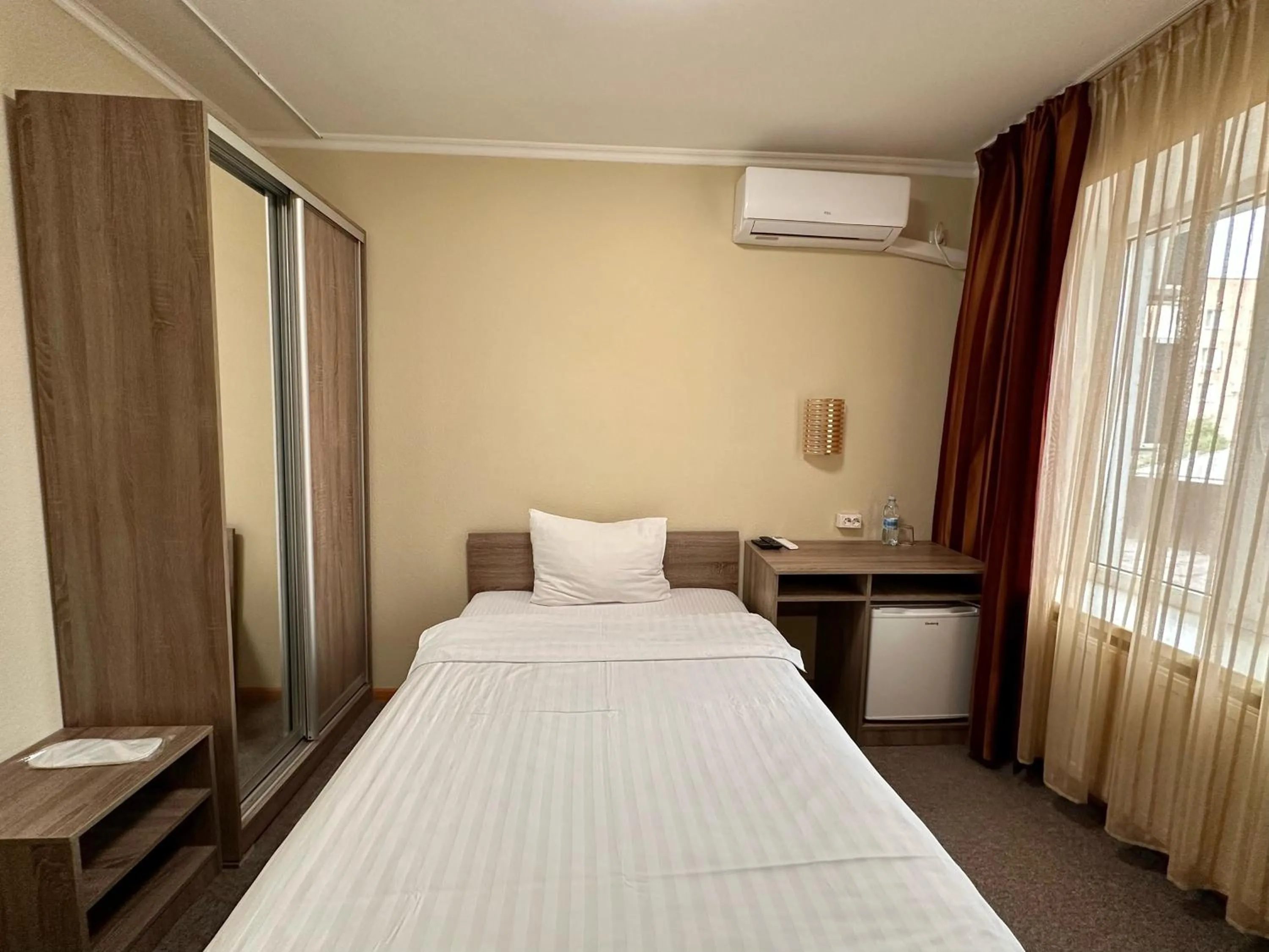 Bed in Yavir