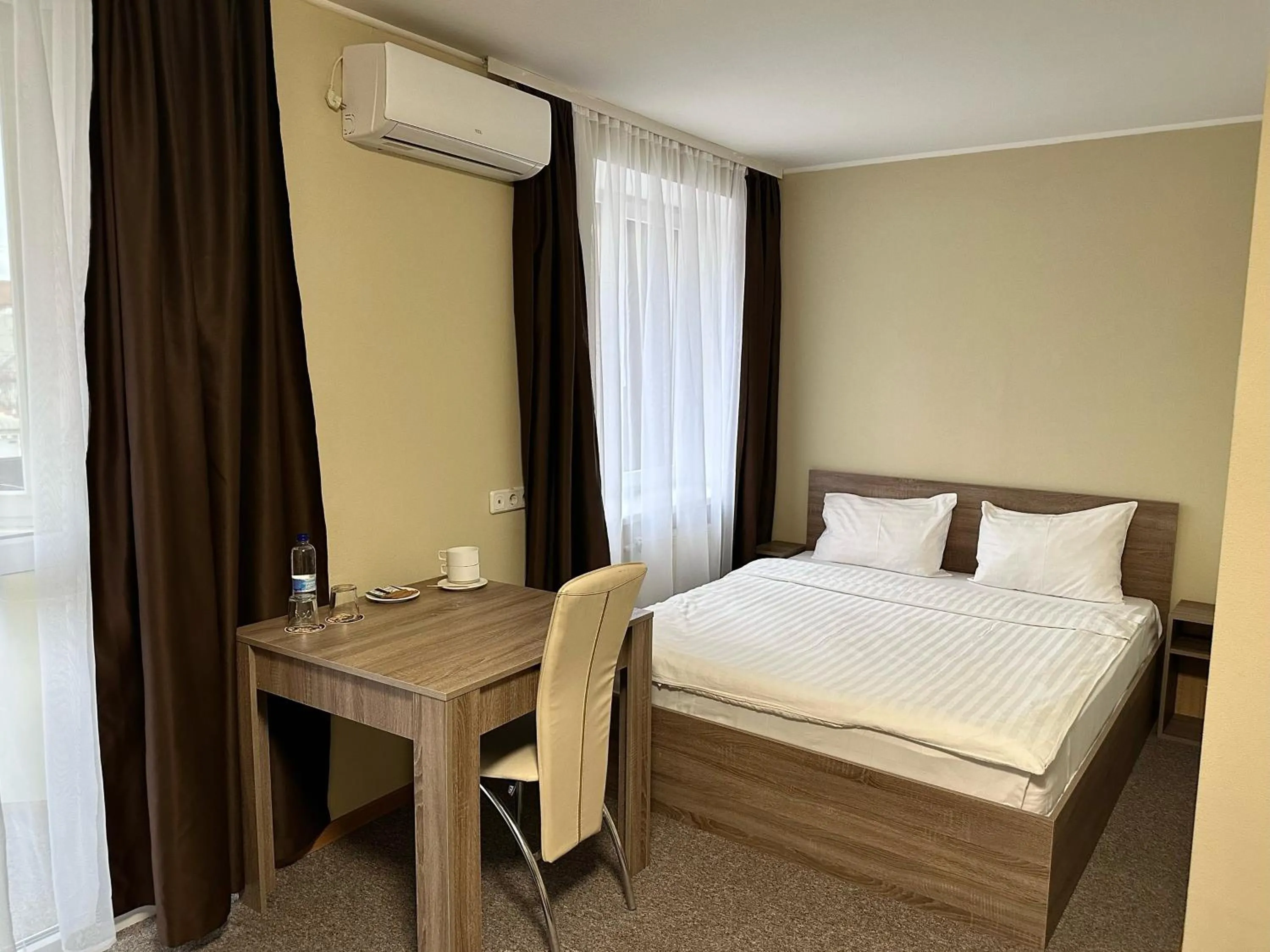 Bed in Yavir
